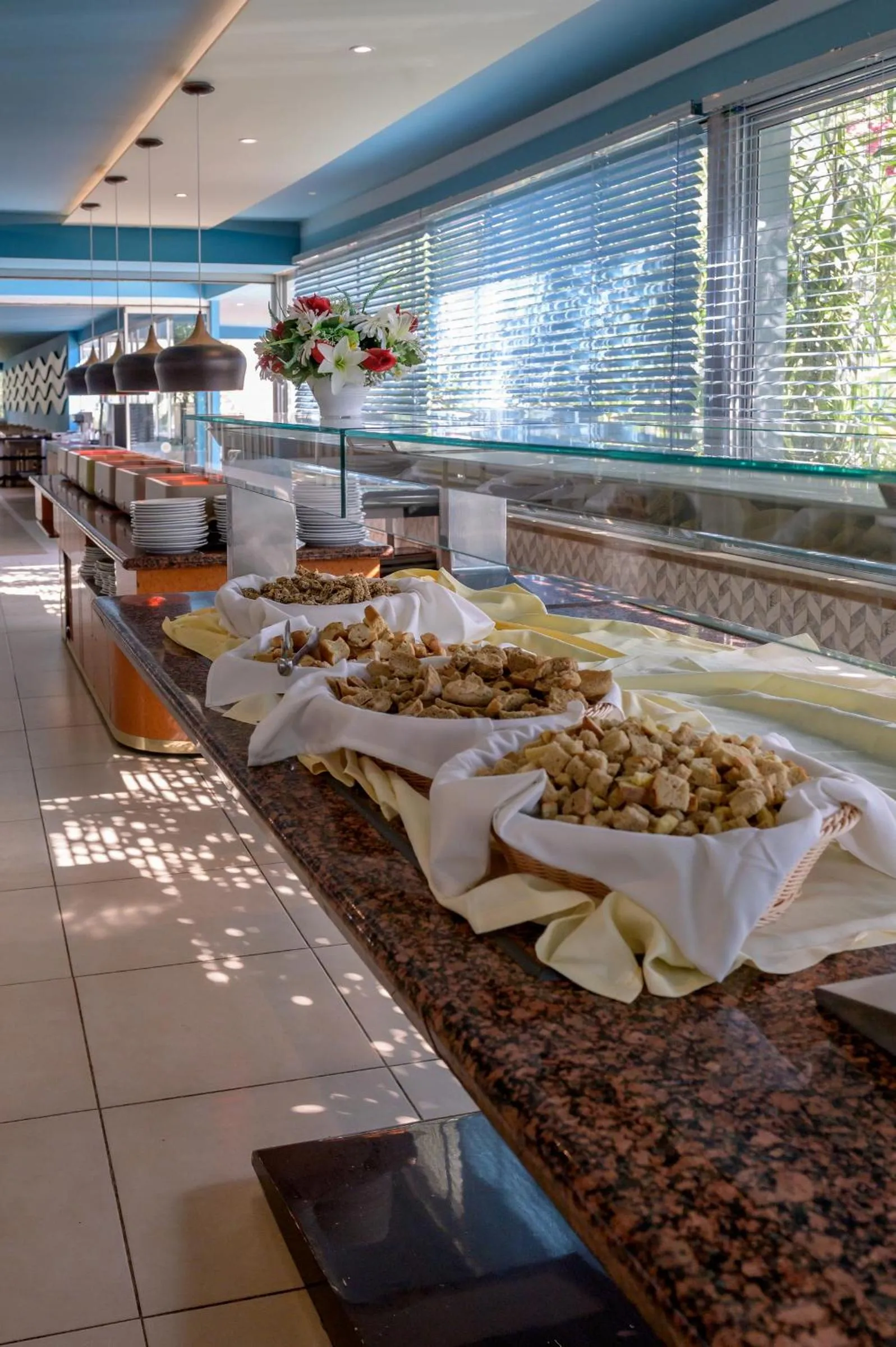 Restaurant/places to eat in SunBay Hotel