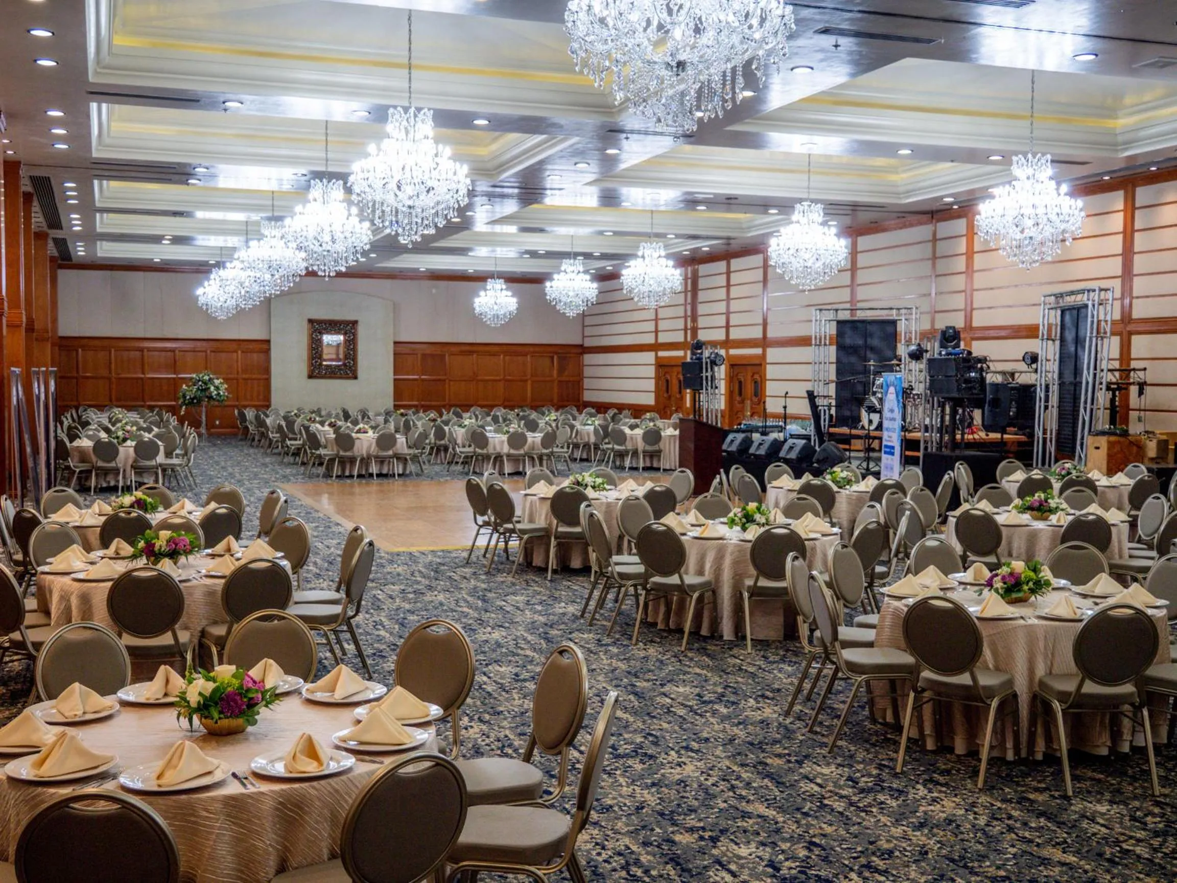 Banquet/Function facilities in Royal Garden Reynosa