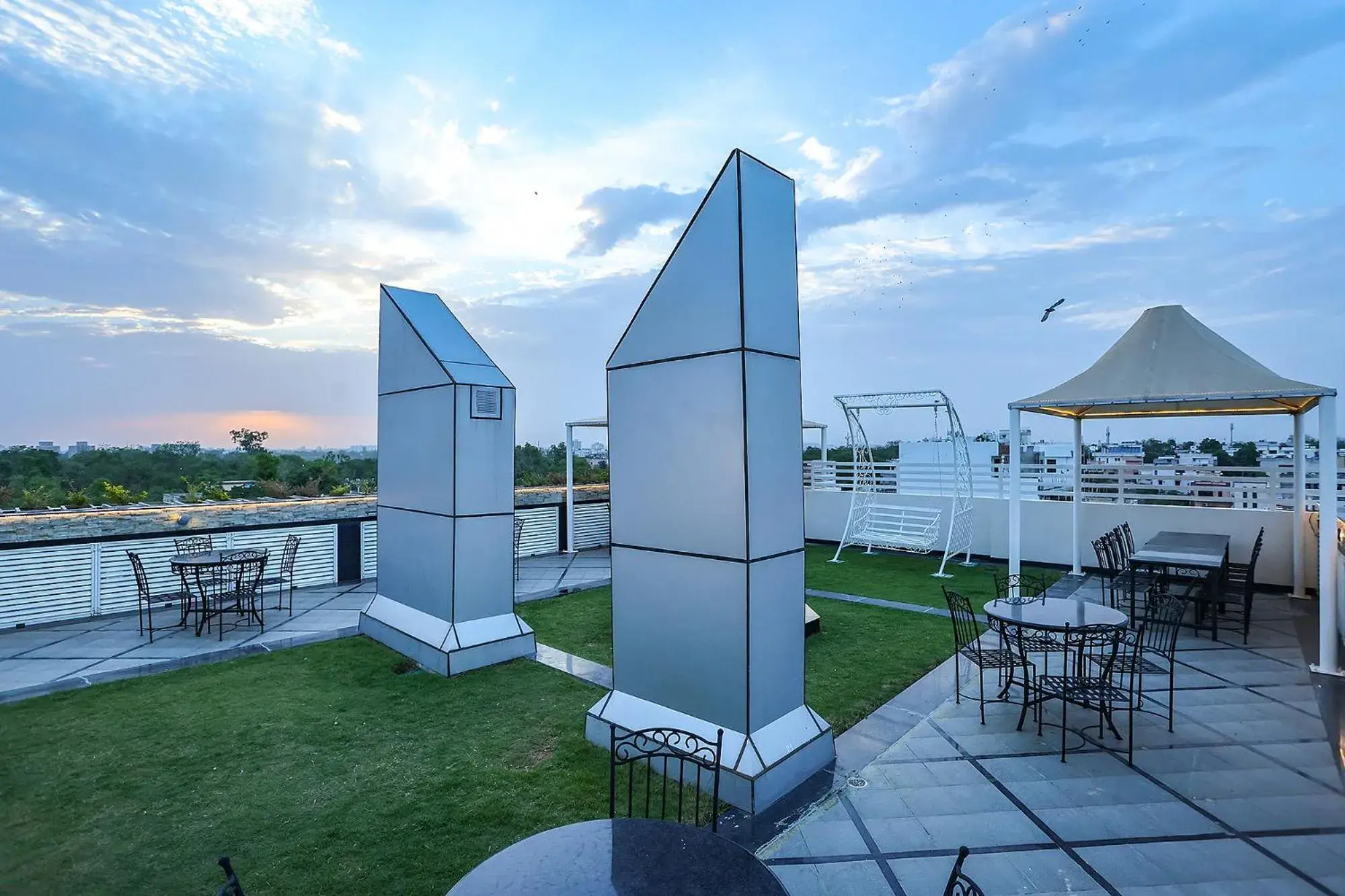 Royal GM Plaza Royal GM Plaza