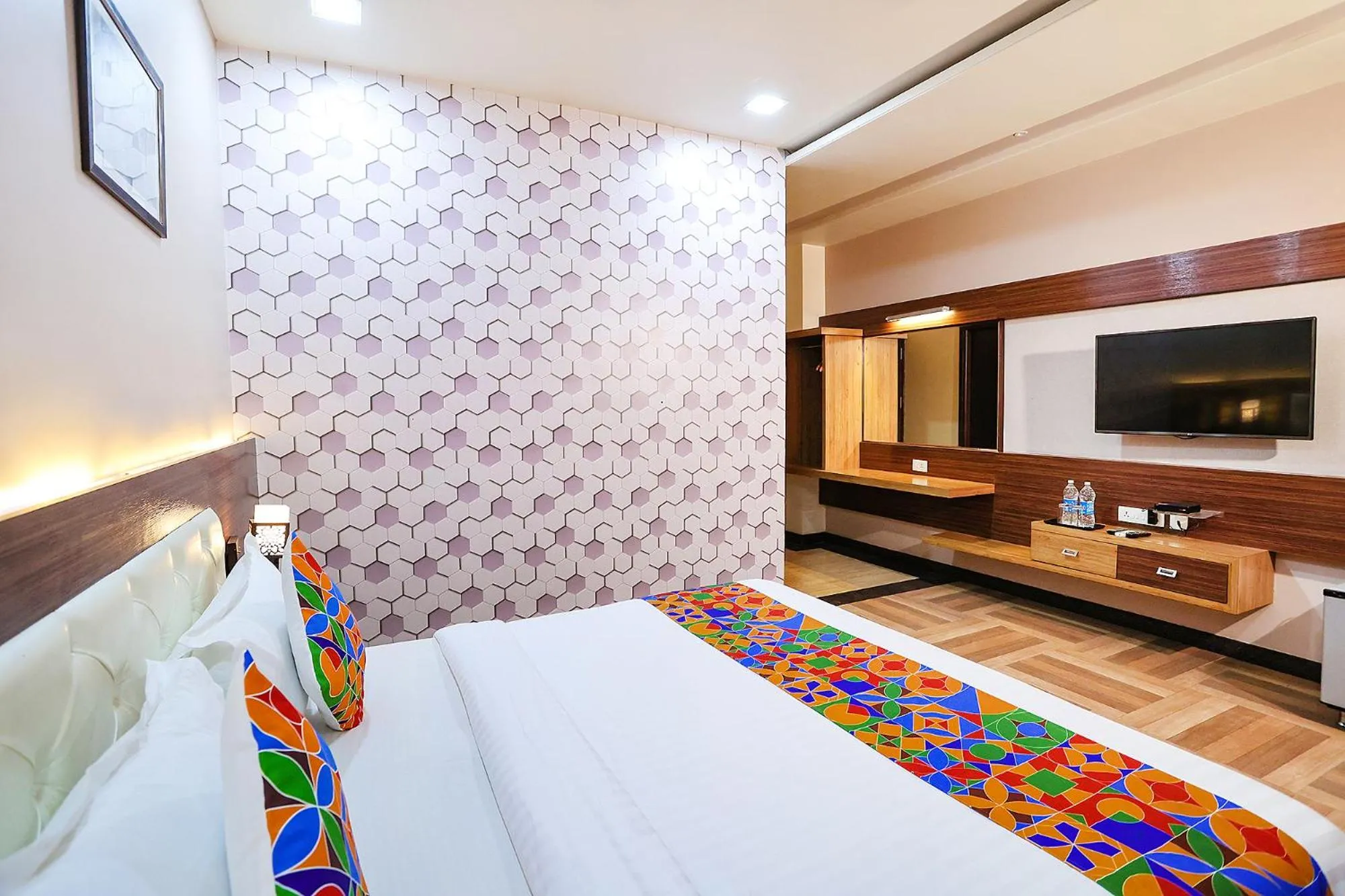 Bed in Royal GM Plaza