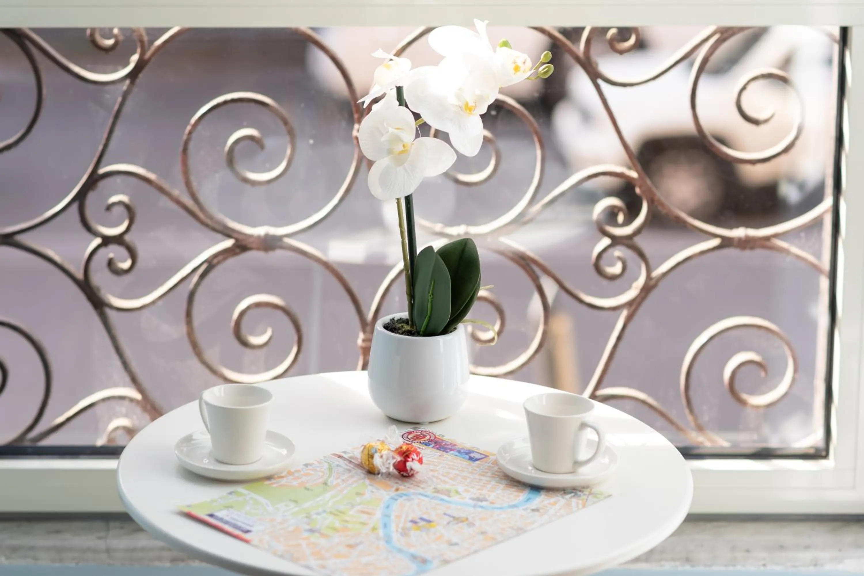 Coffee/tea facilities in Rhome Hosting