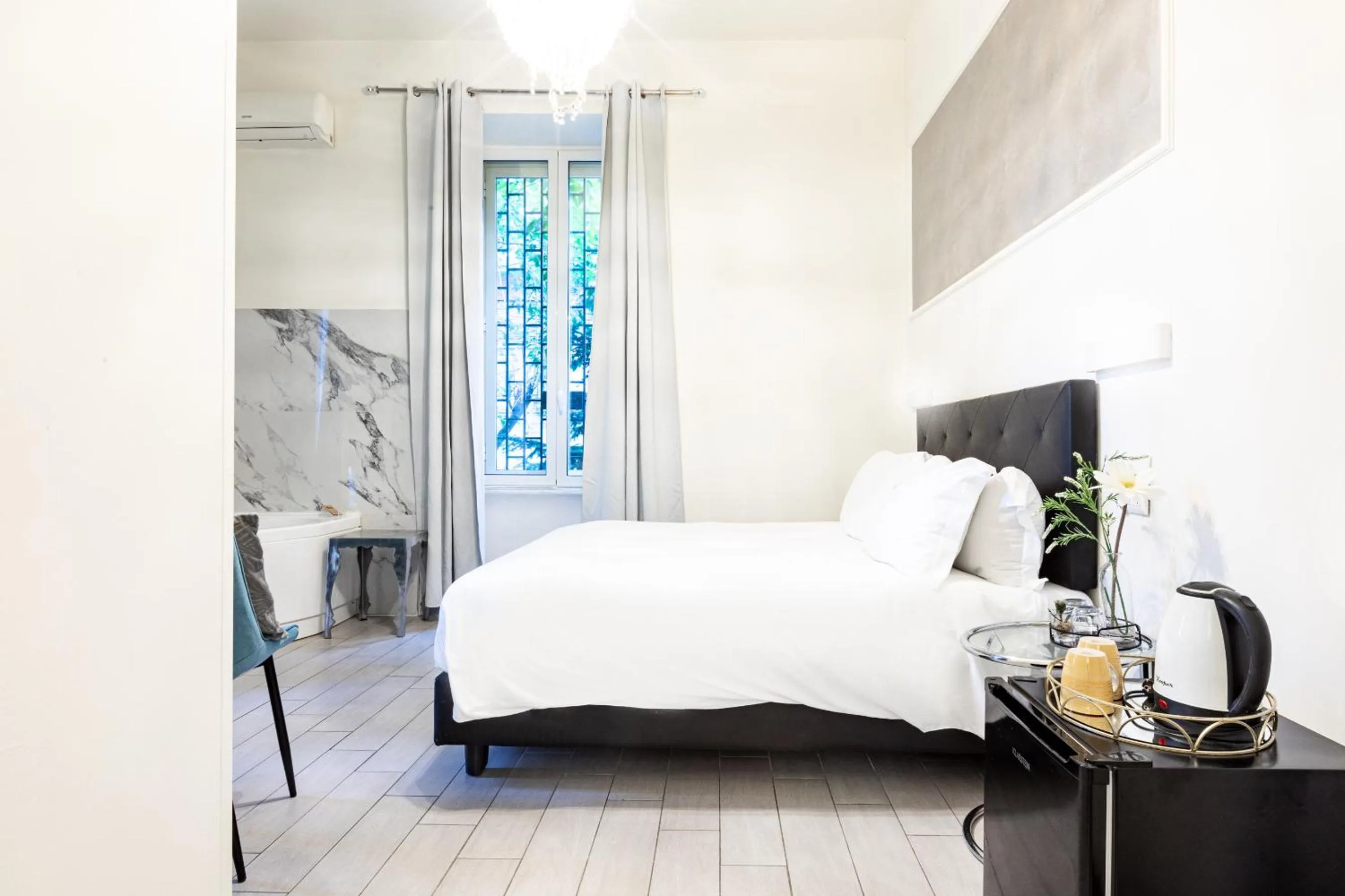 Bed in Trastevere Suites - Top Collection