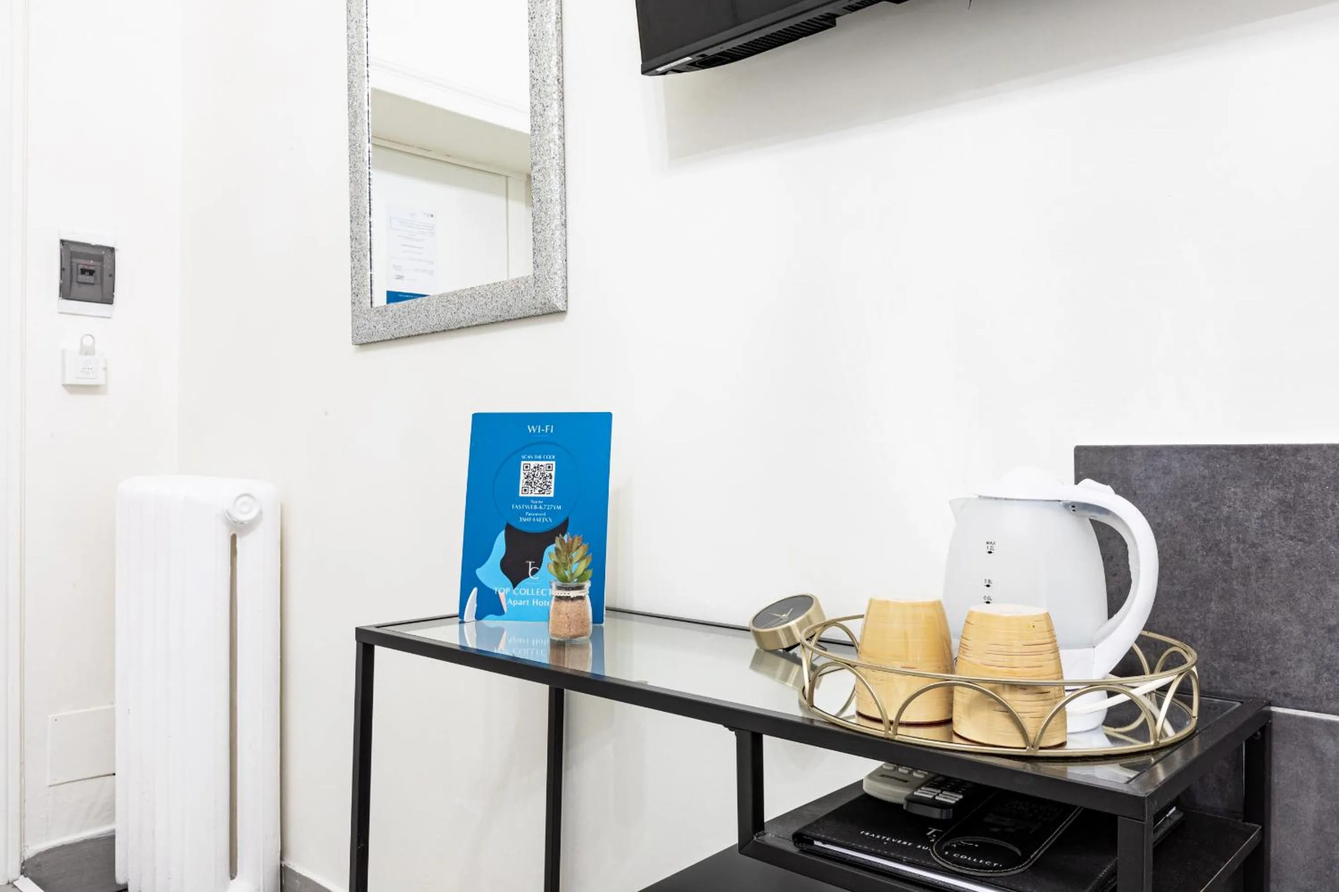 Coffee/tea facilities in Trastevere Suites - Top Collection