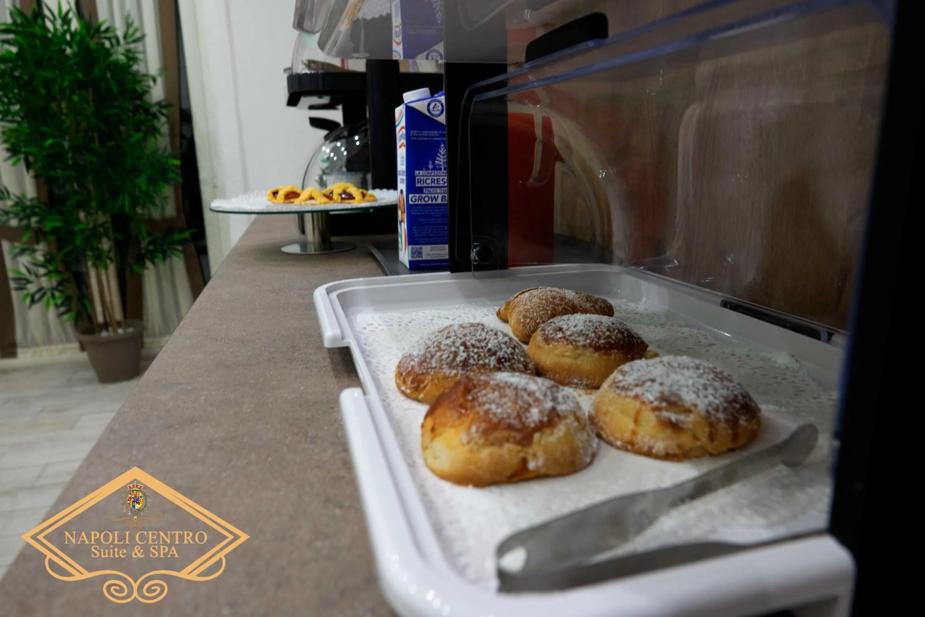 Food and drinks in Napoli Centro Suite e Spa