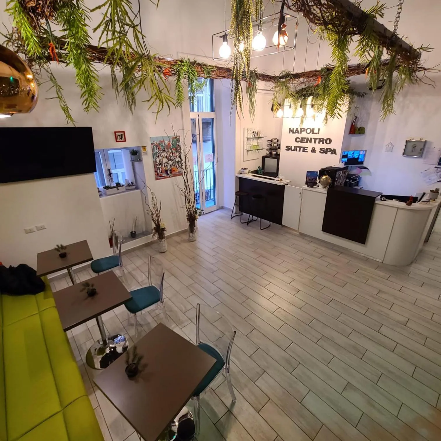 Day in Napoli Centro Suite e Spa