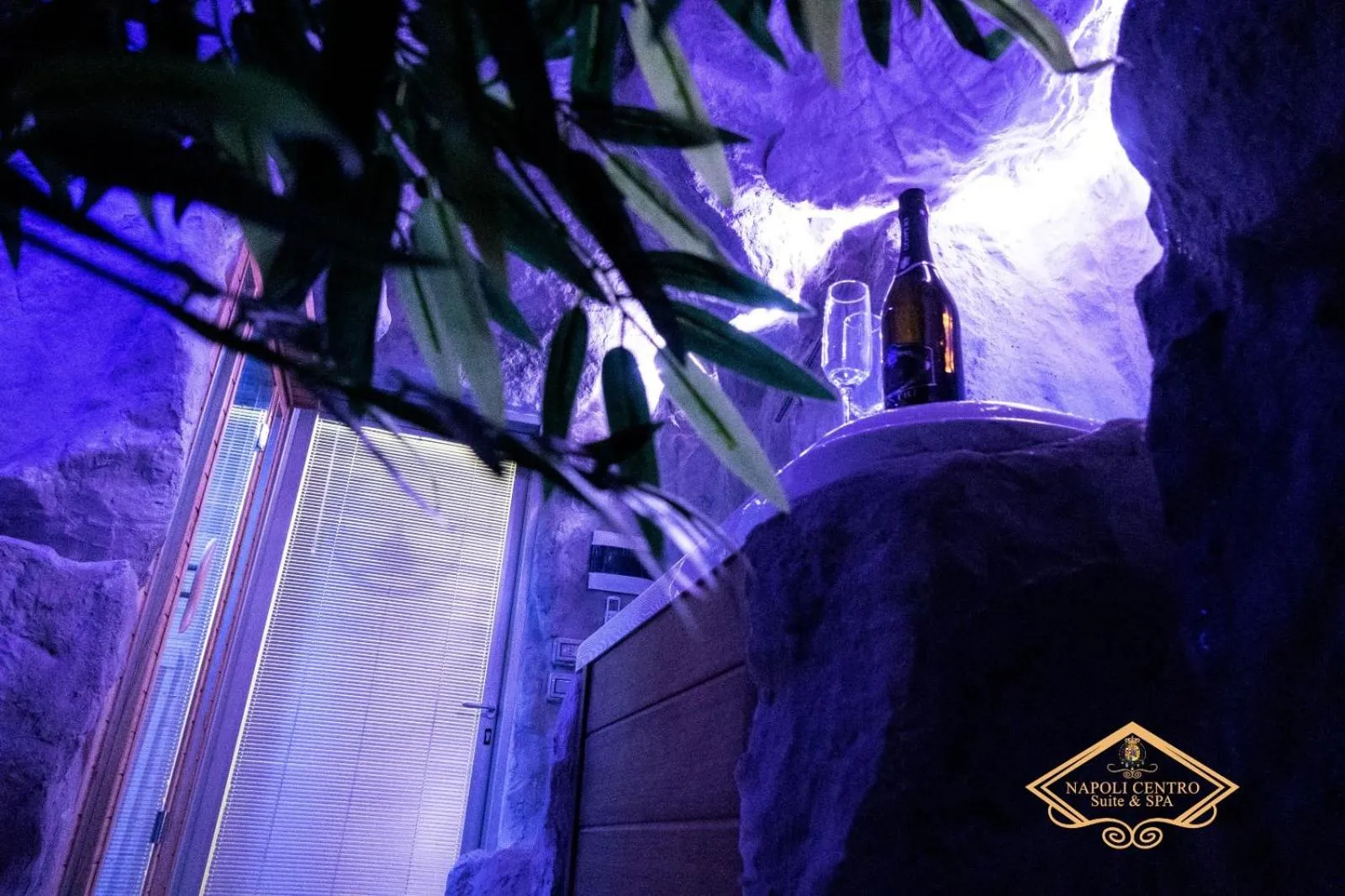 Hot Tub in Napoli Centro Suite e Spa