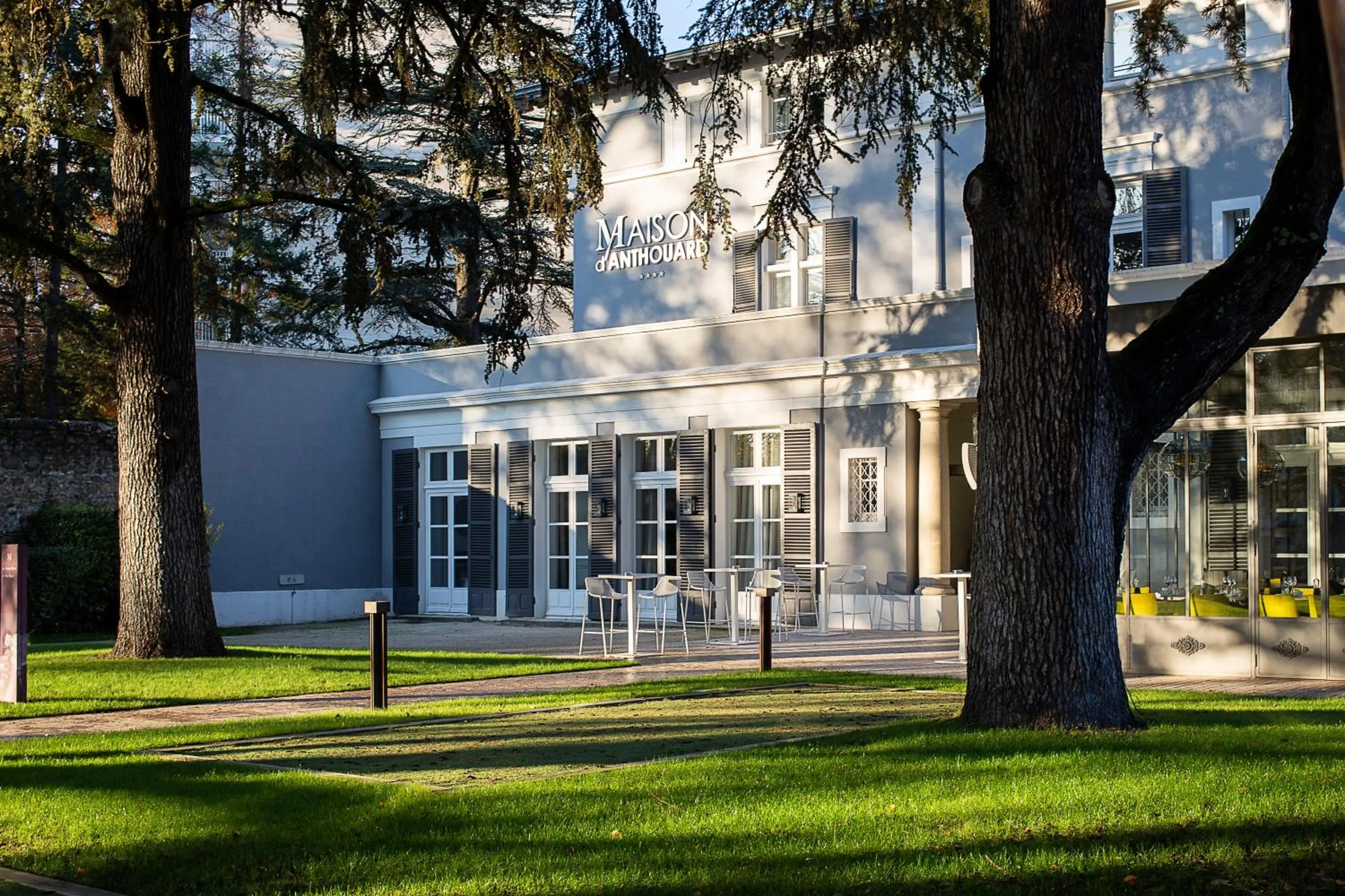 Property building in Maison D'Anthouard