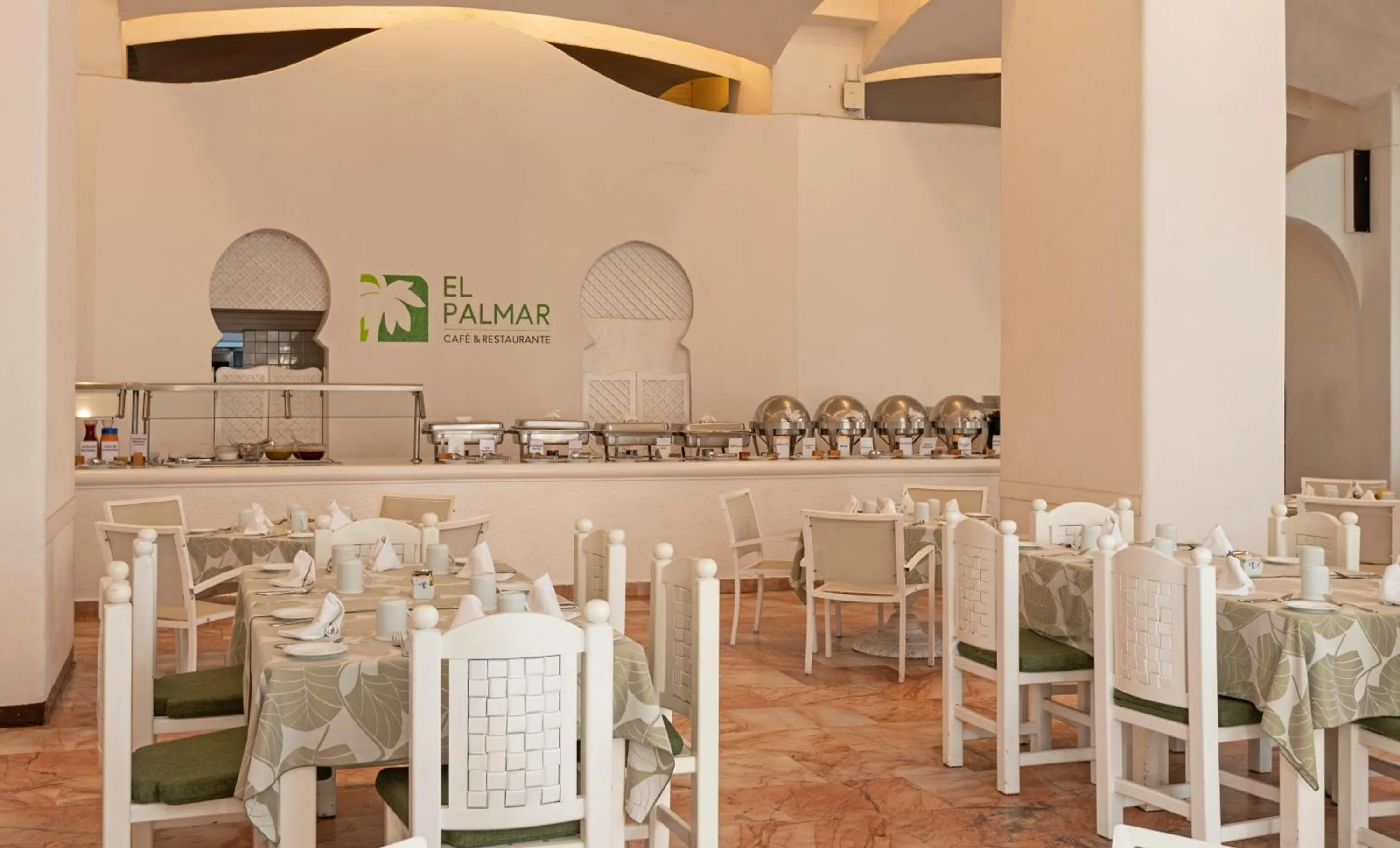 Restaurant/places to eat in Las Hadas by Brisas