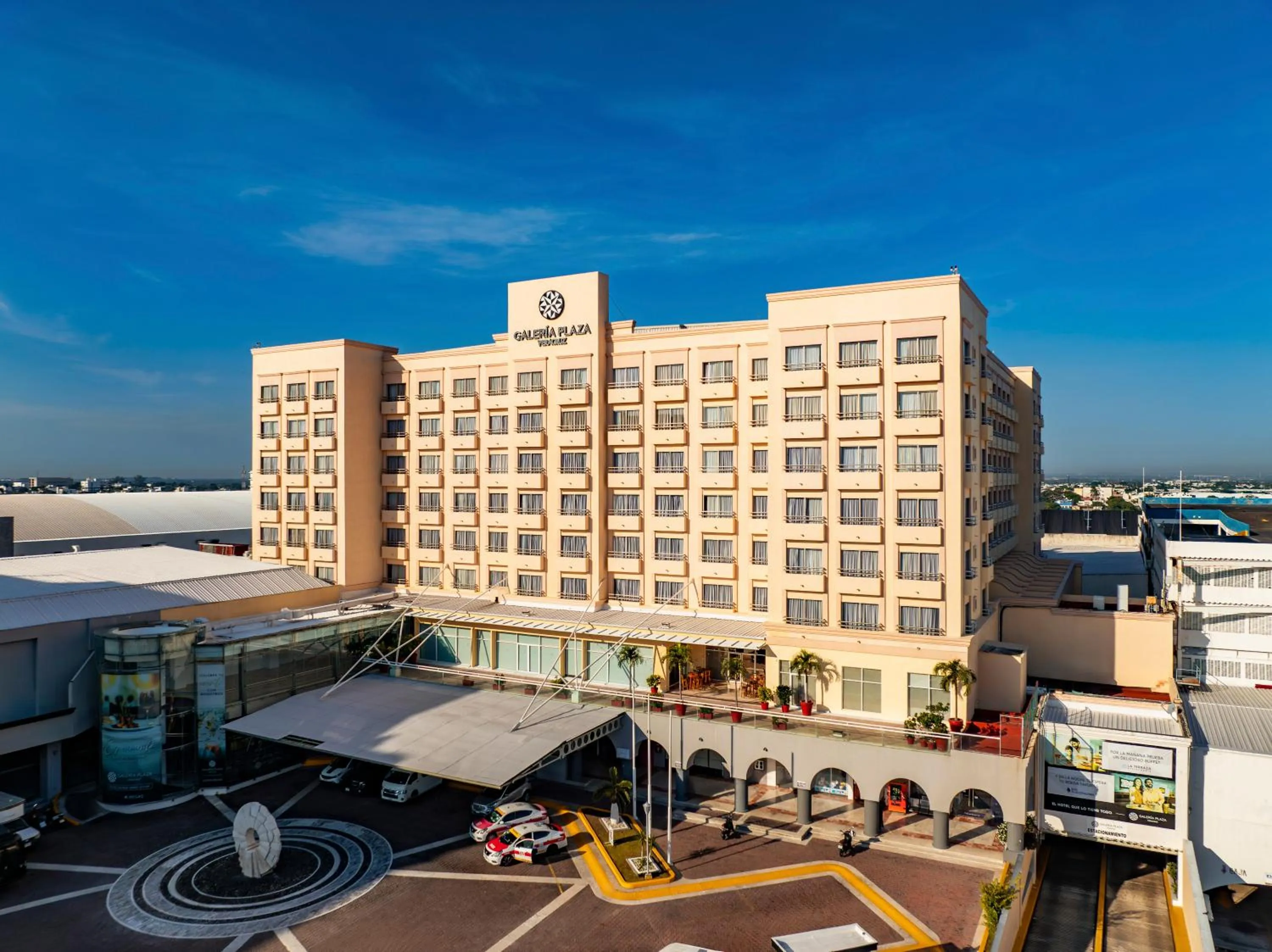 Facade/entrance in Galería Plaza Veracruz