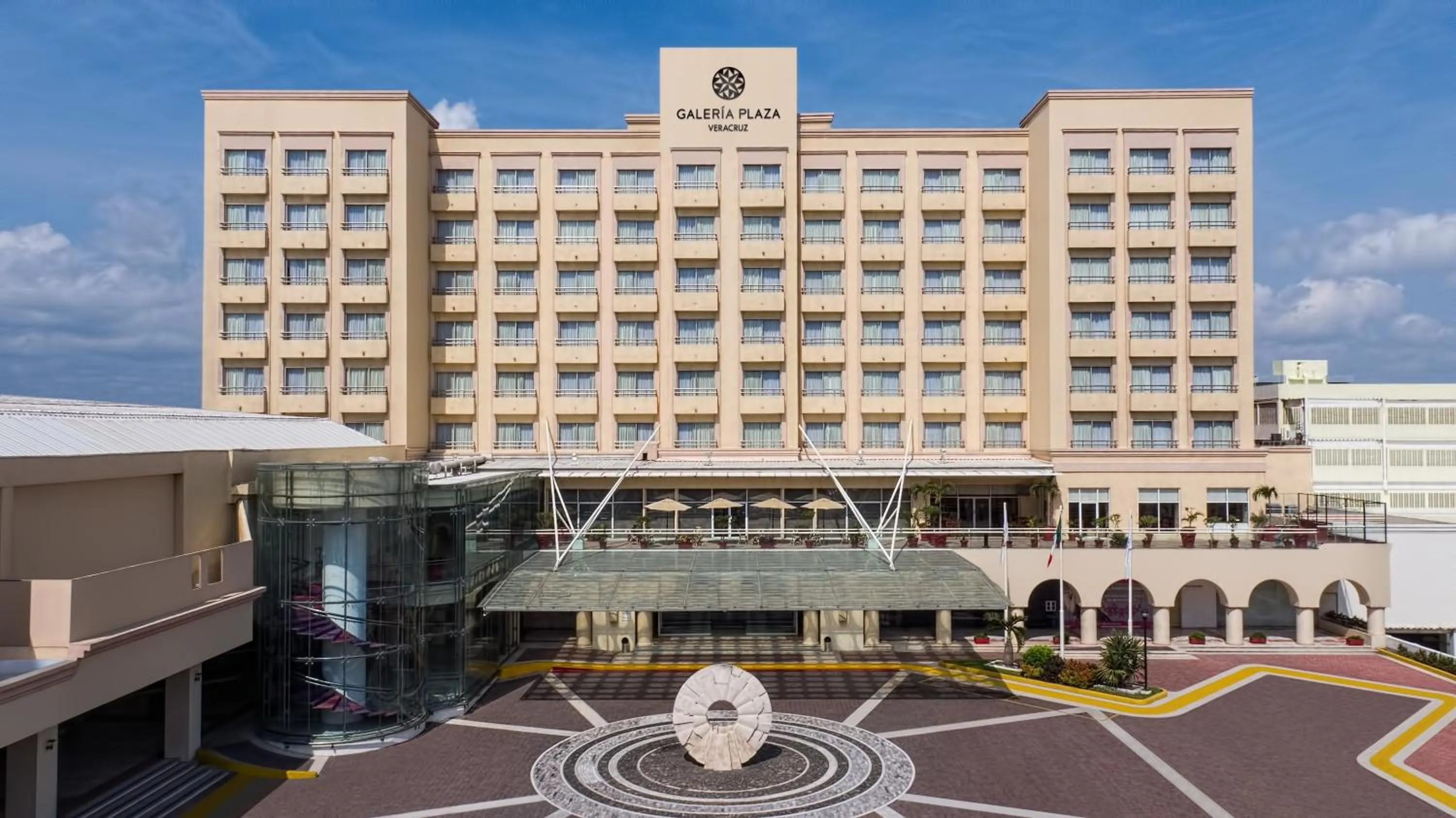 Facade/entrance in Galería Plaza Veracruz