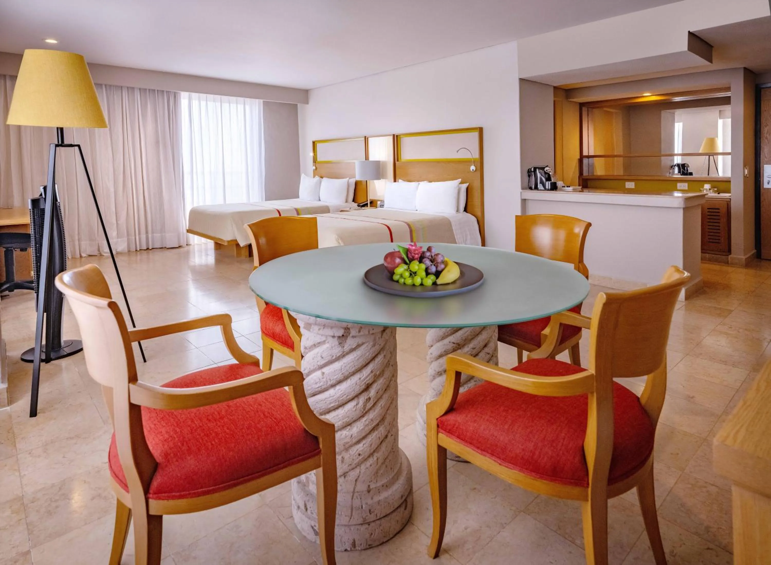 Dining area in Galería Plaza Veracruz