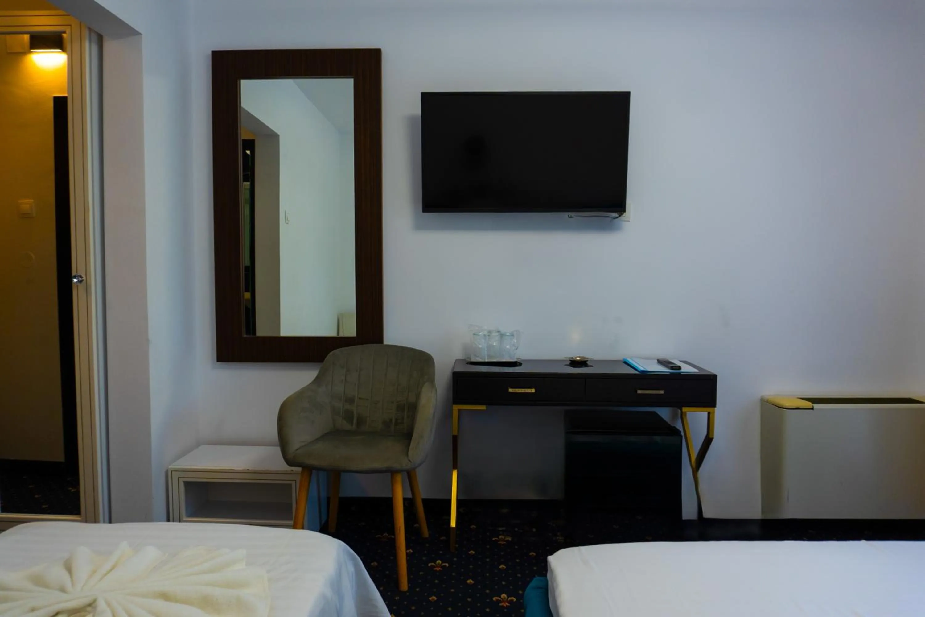 Bed in Hotel & MedSpa Siret