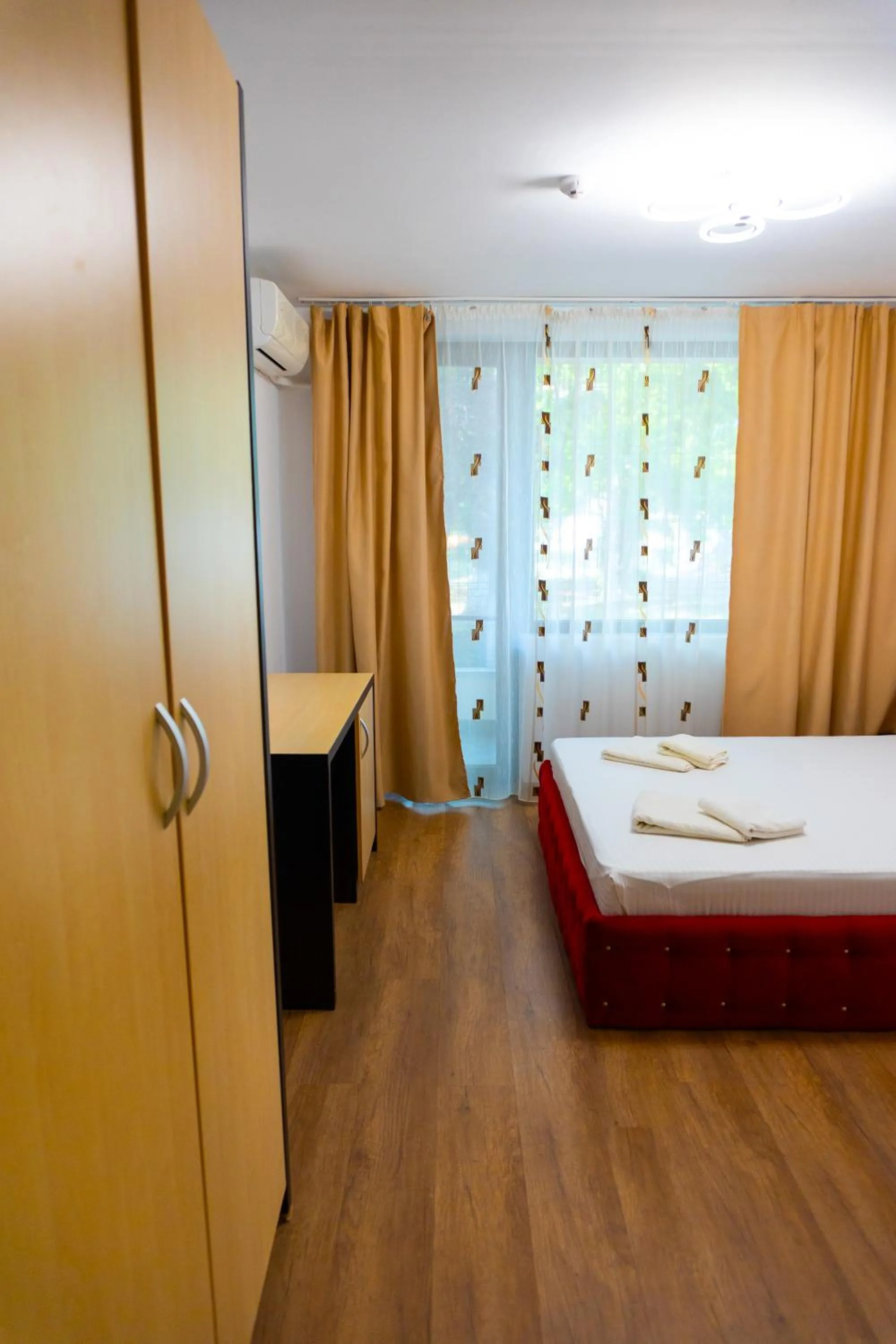 Bed in Hotel & MedSpa Siret