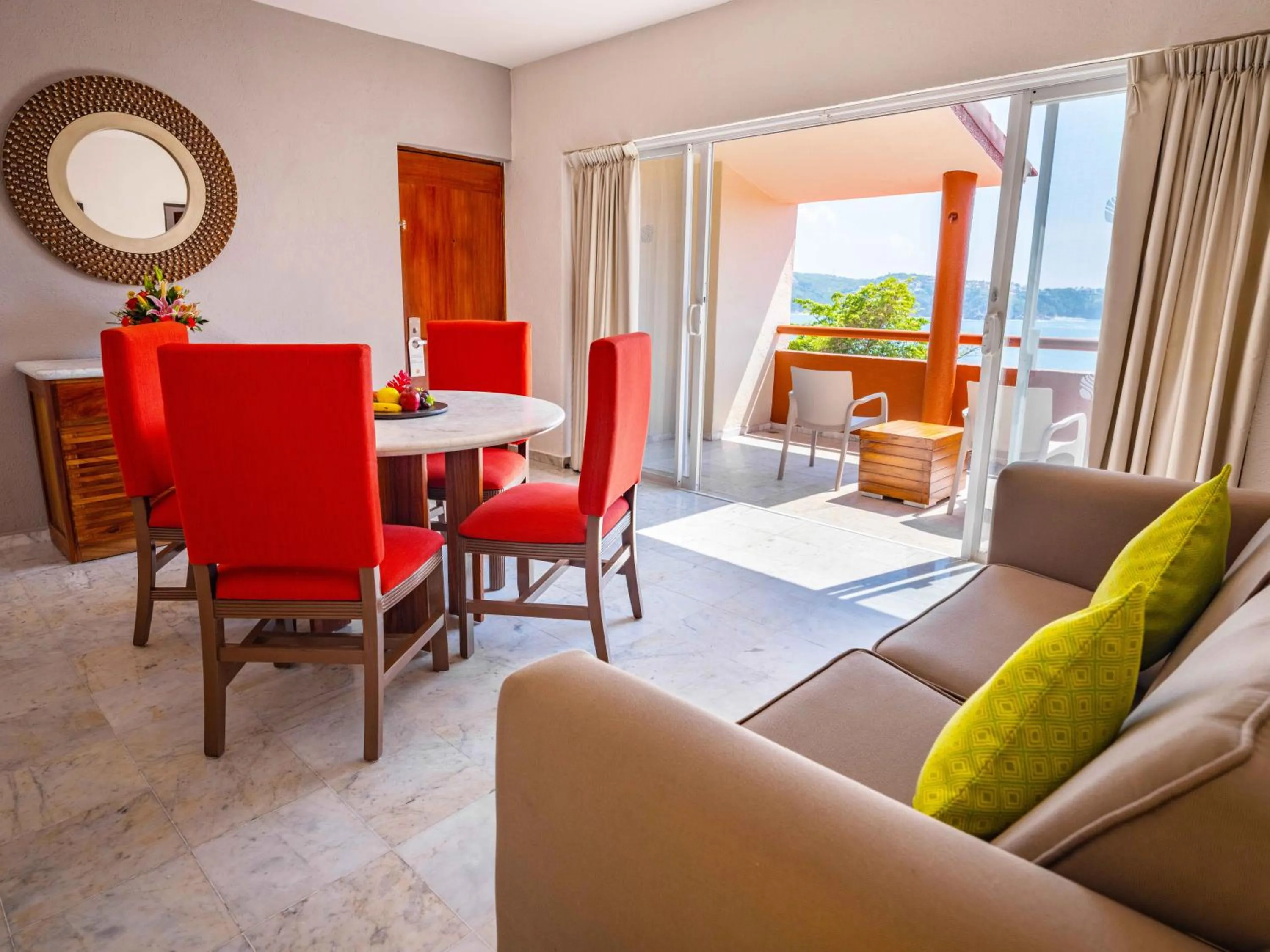 Living room in Las Brisas Huatulco-All Inclusive