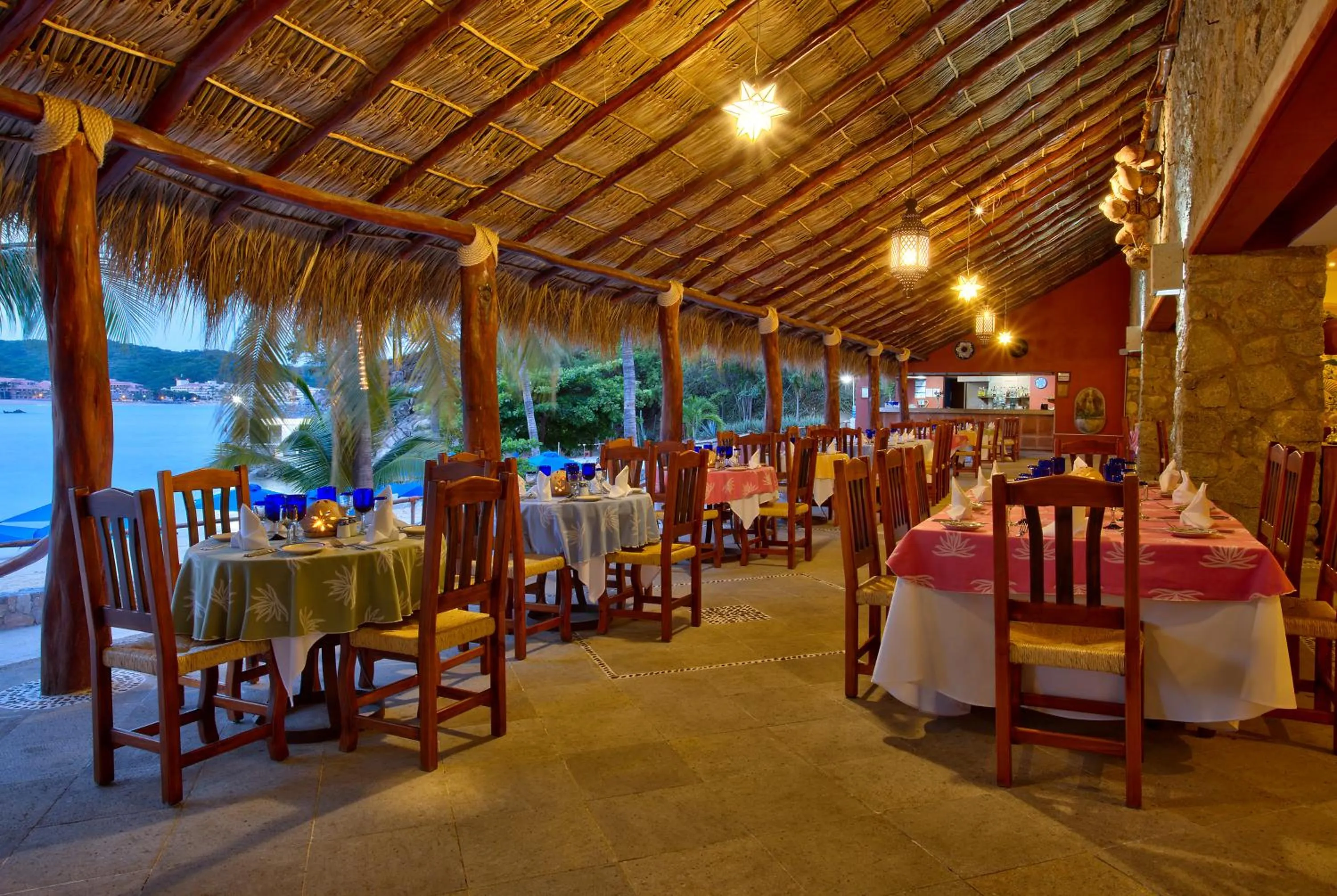 Restaurant/places to eat in Las Brisas Huatulco-All Inclusive