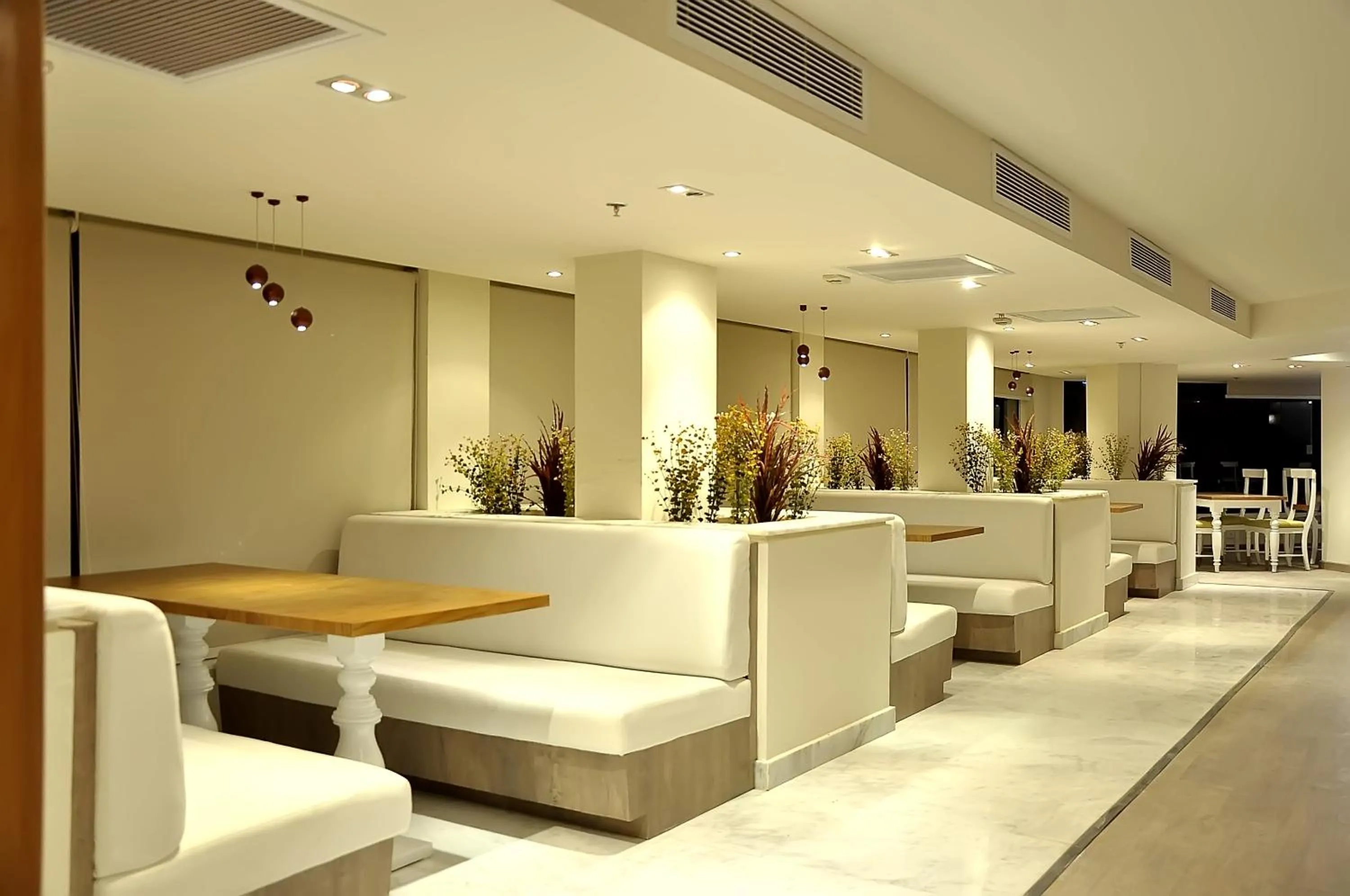 Restaurant/places to eat in Sharming Inn Hotels - Couples and Families Only