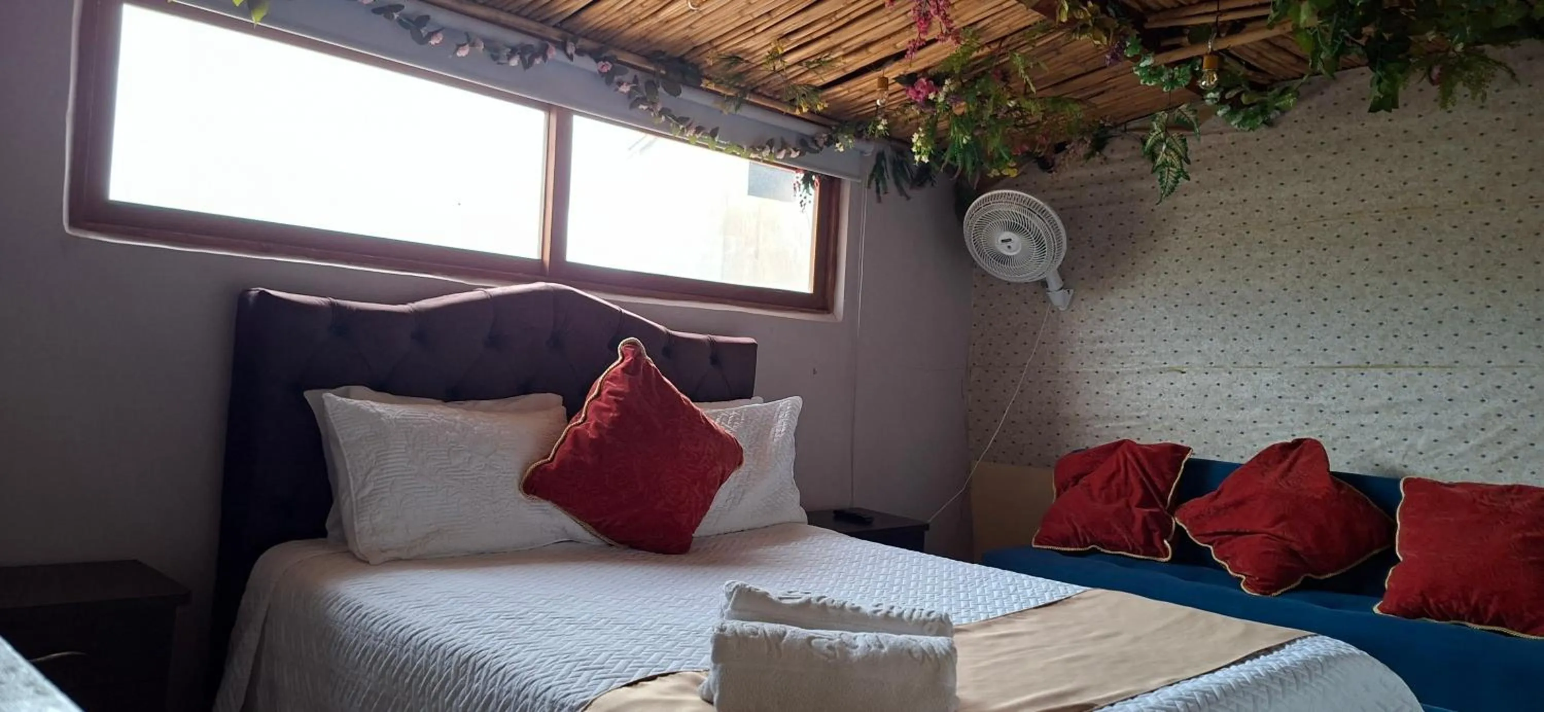 Bed in Vivelavilla suites VDL