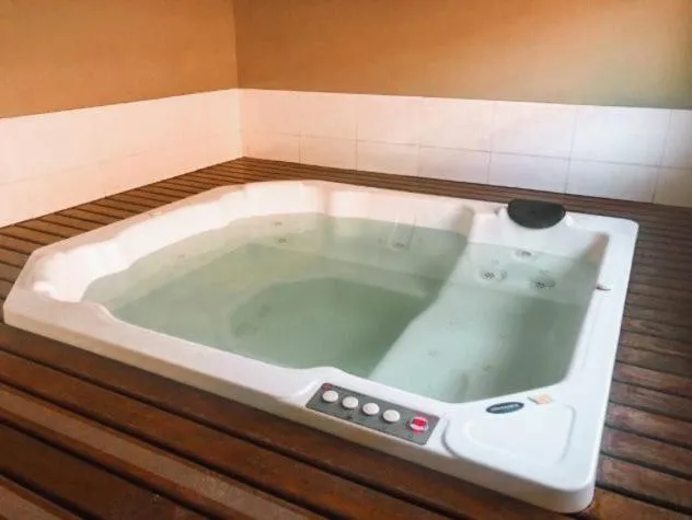 Hot Tub in Apart-hotel Granja Brasil Itaipava