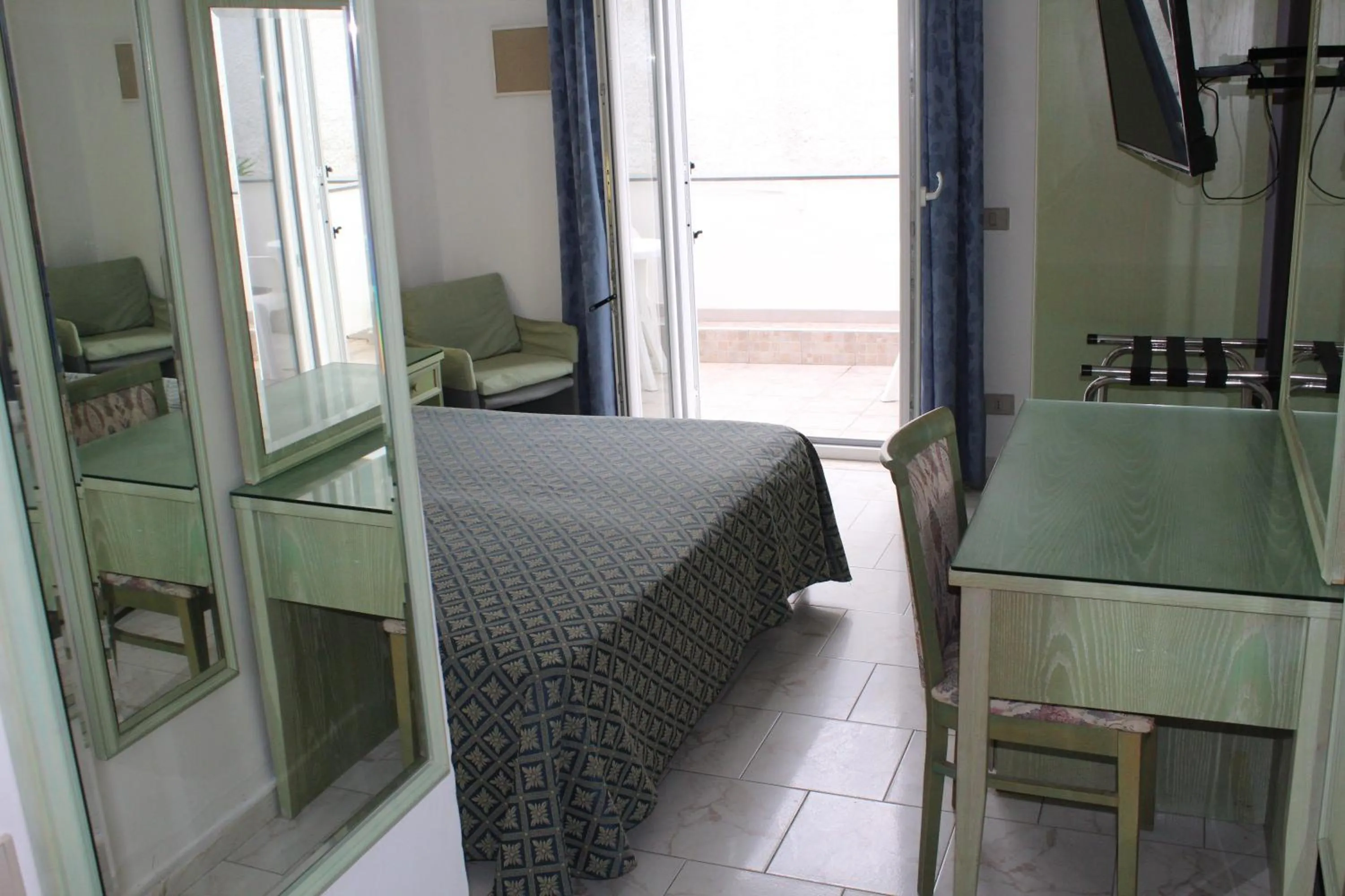 Area and facilities, Bed in Hotel Castiglione
