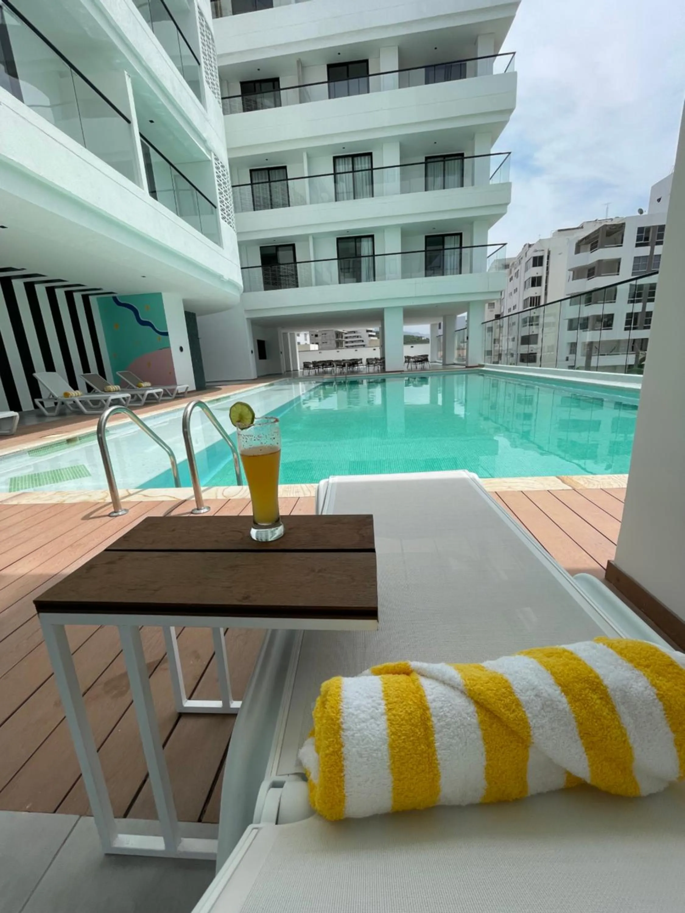 Swimming pool in 3H Hotel Rodadero SANTA MARTA