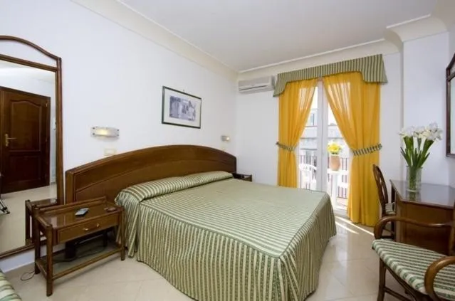 Photo of the whole room in Casthotels Punta del Sole Terme