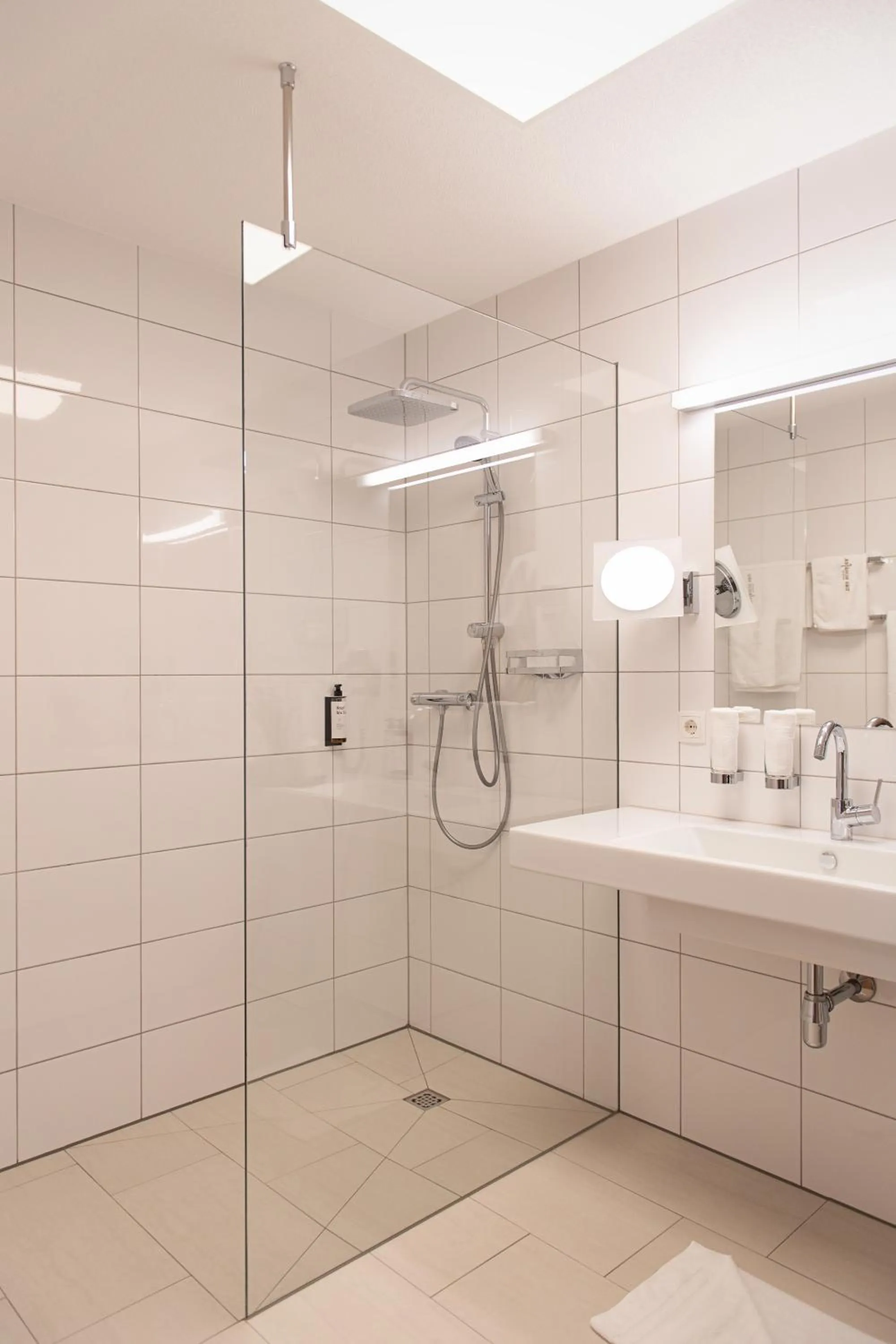Shower in Kräuter & Spa-Hotel Das Schäfer - Adults only
