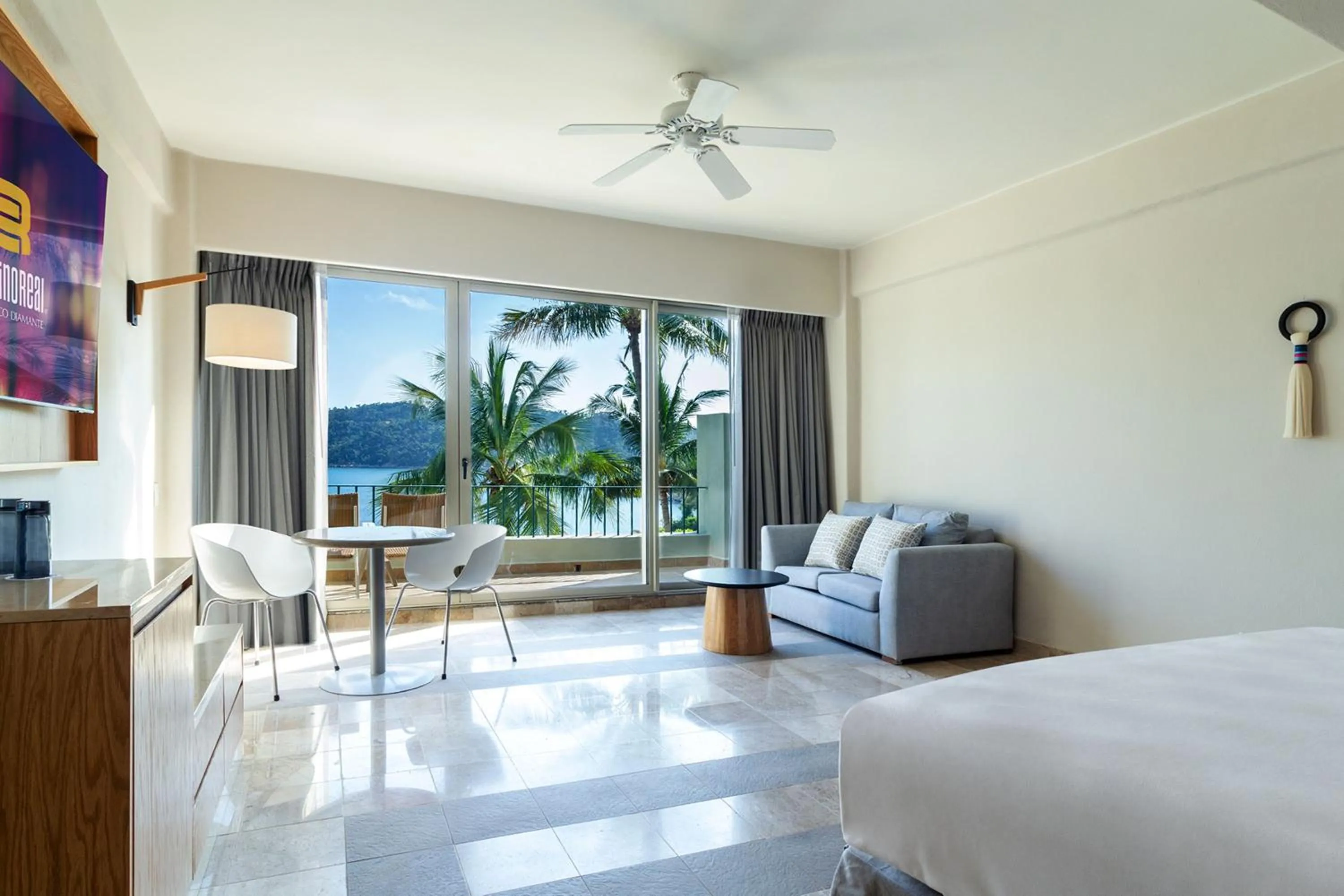 Photo of the whole room, Bed in Camino Real Acapulco Diamante