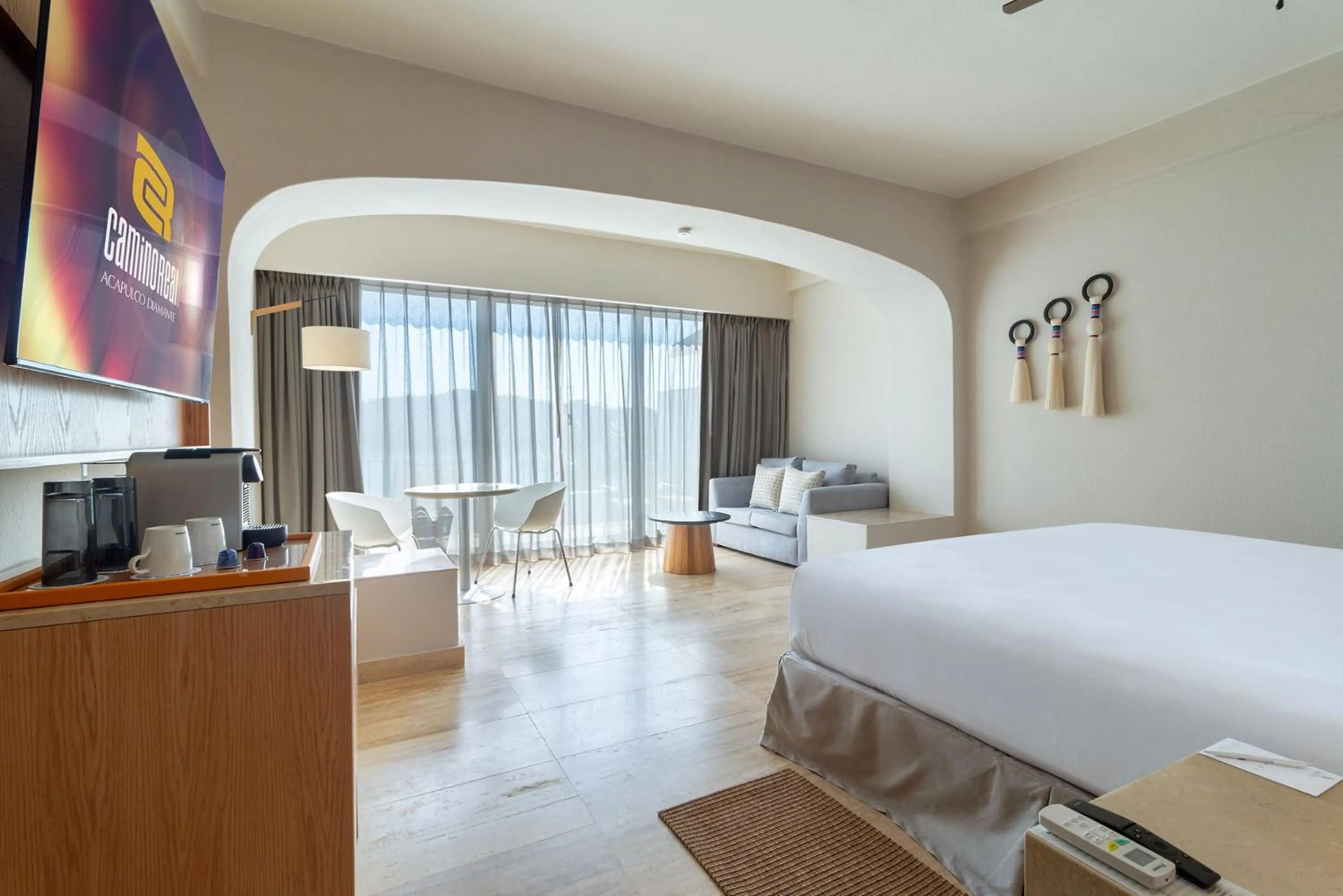 Bedroom, Bed in Camino Real Acapulco Diamante