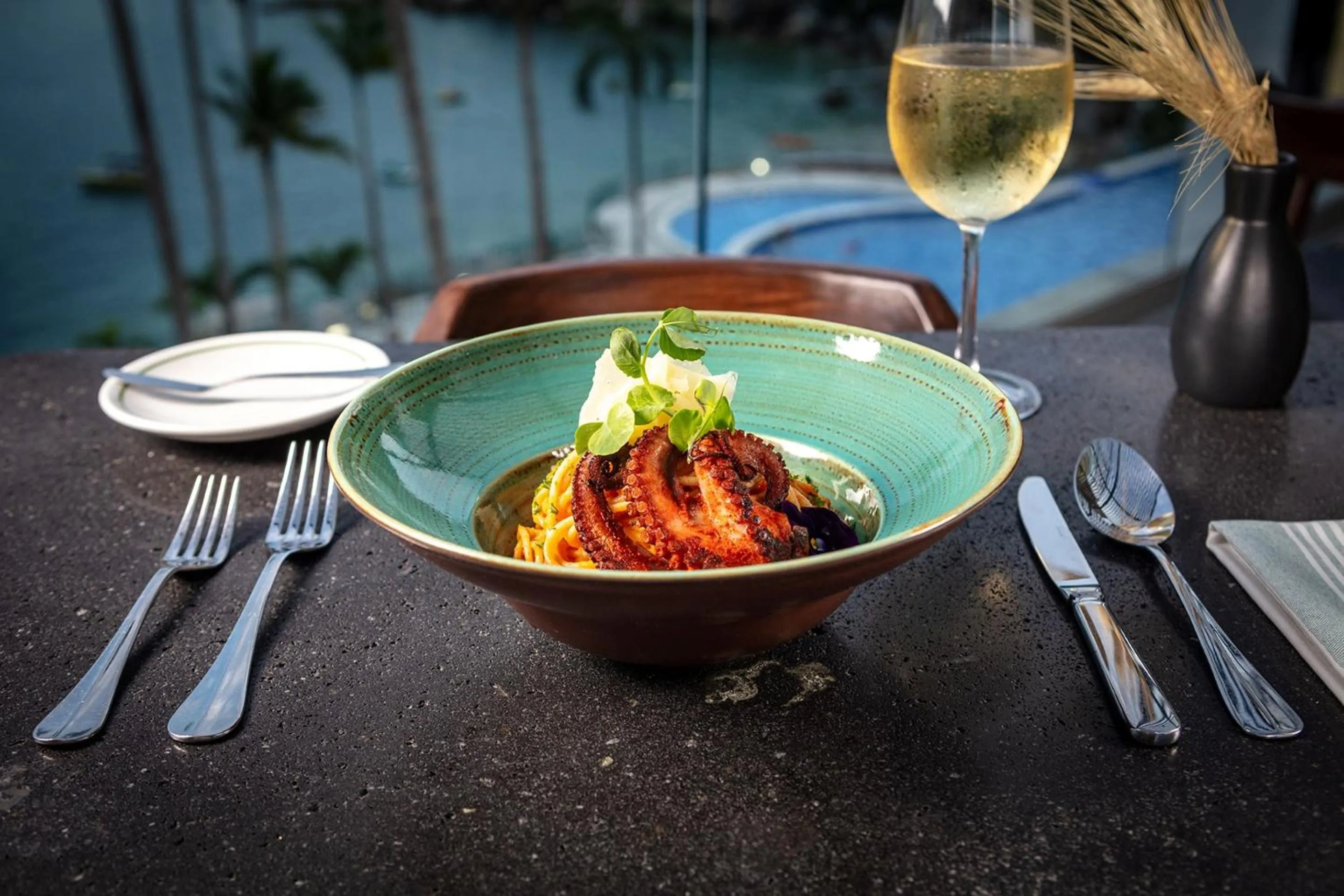 Restaurant/places to eat in Camino Real Acapulco Diamante