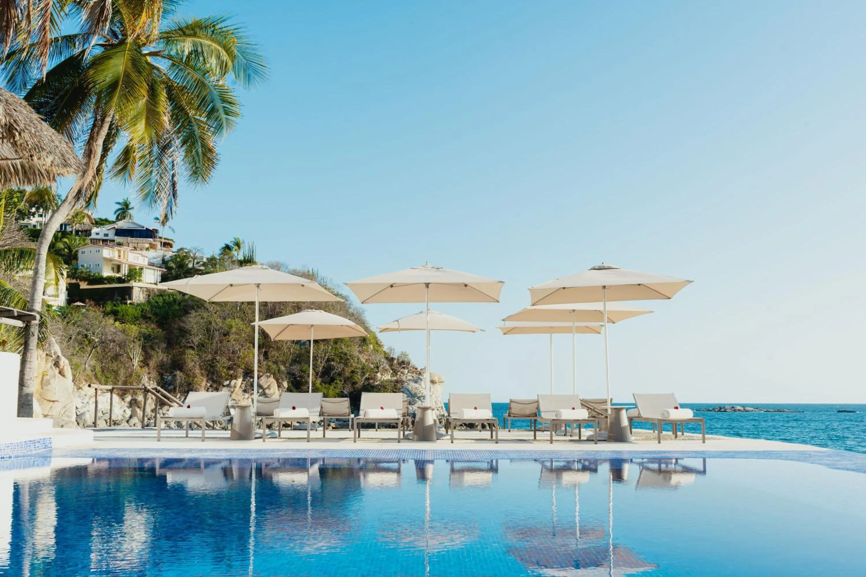 Swimming pool in Camino Real Zaashila Huatulco