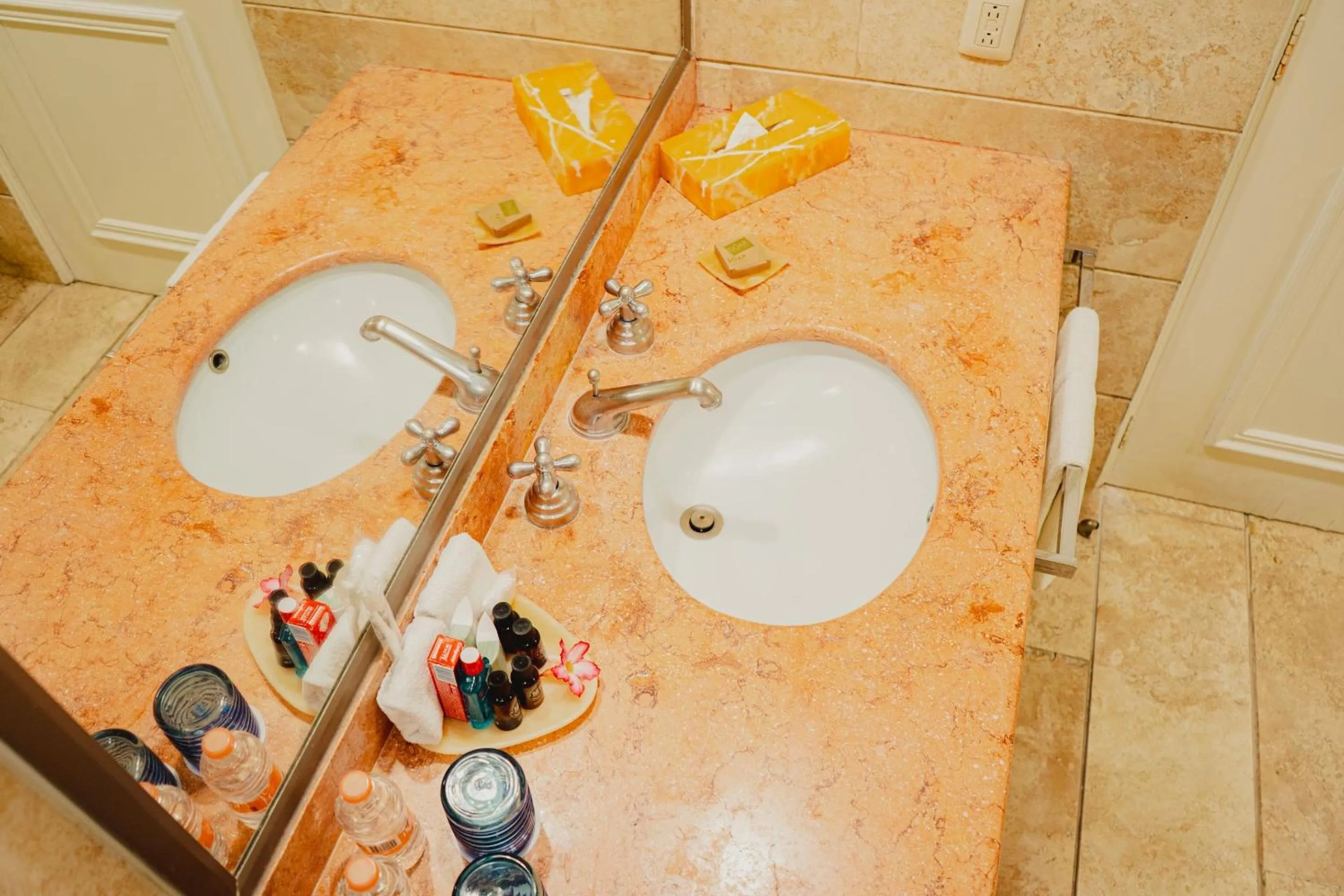 Bathroom in Camino Real Zaashila Huatulco