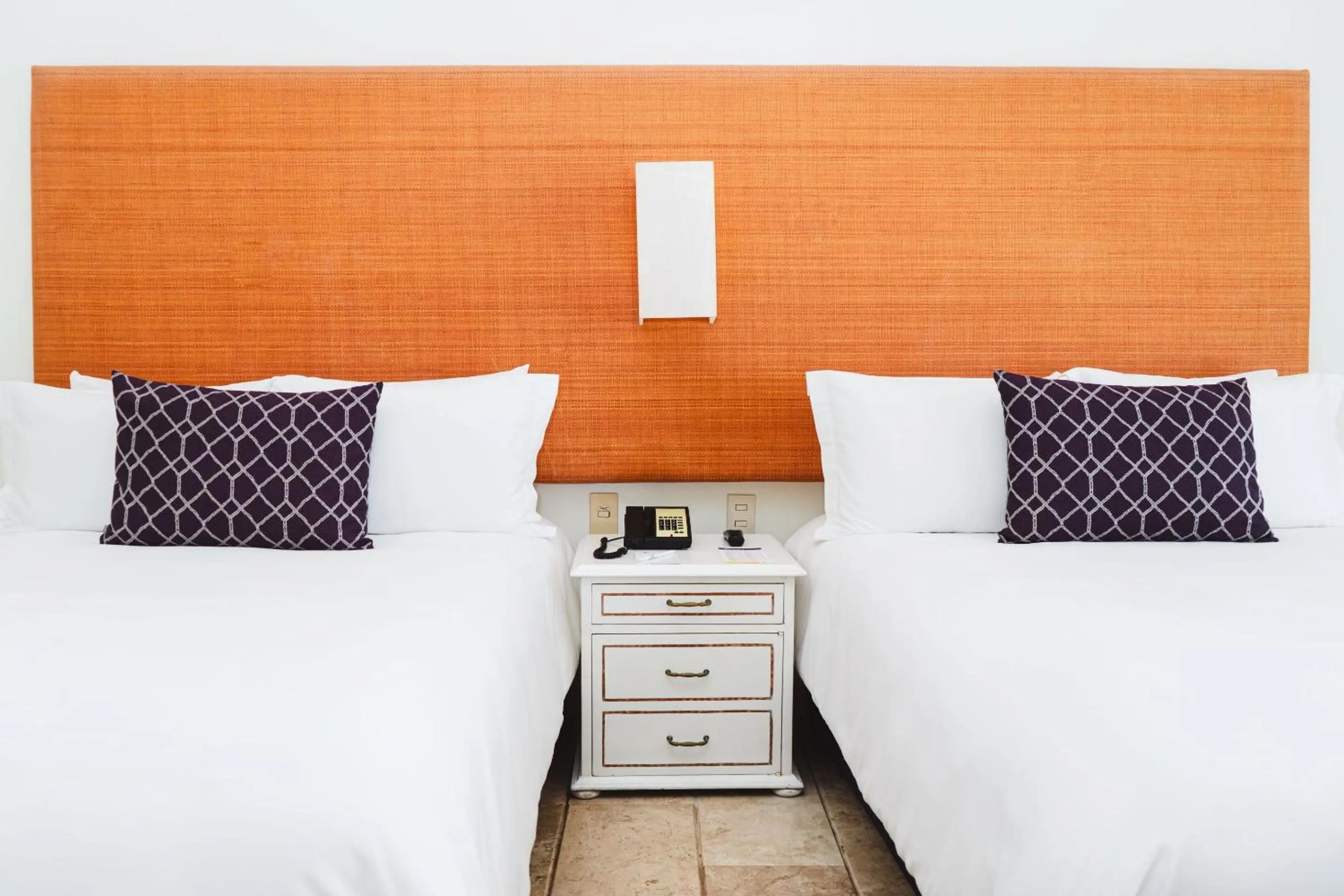 Photo of the whole room, Bed in Camino Real Zaashila Huatulco