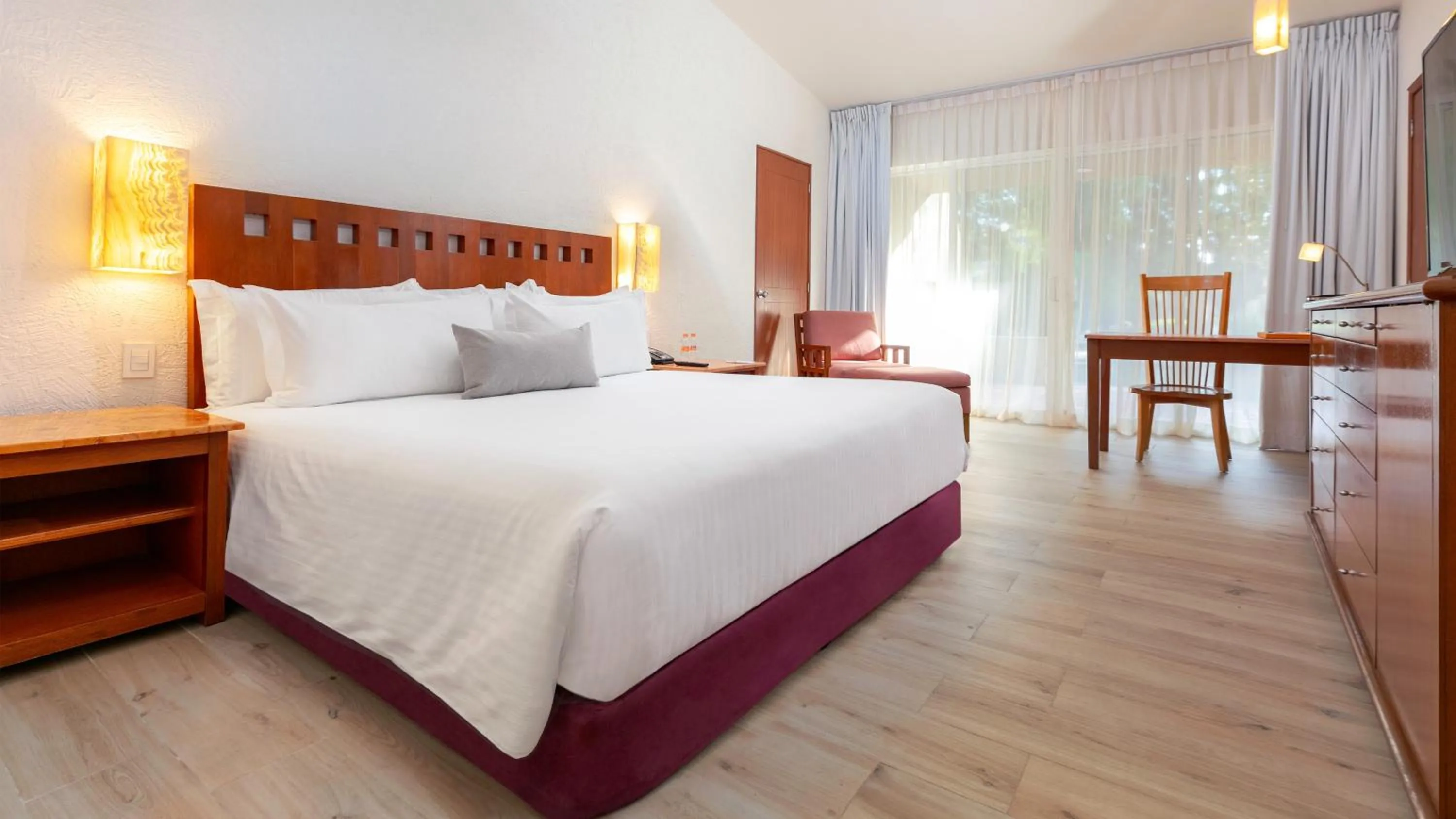 Bedroom, Bed in Camino Real Guadalajara