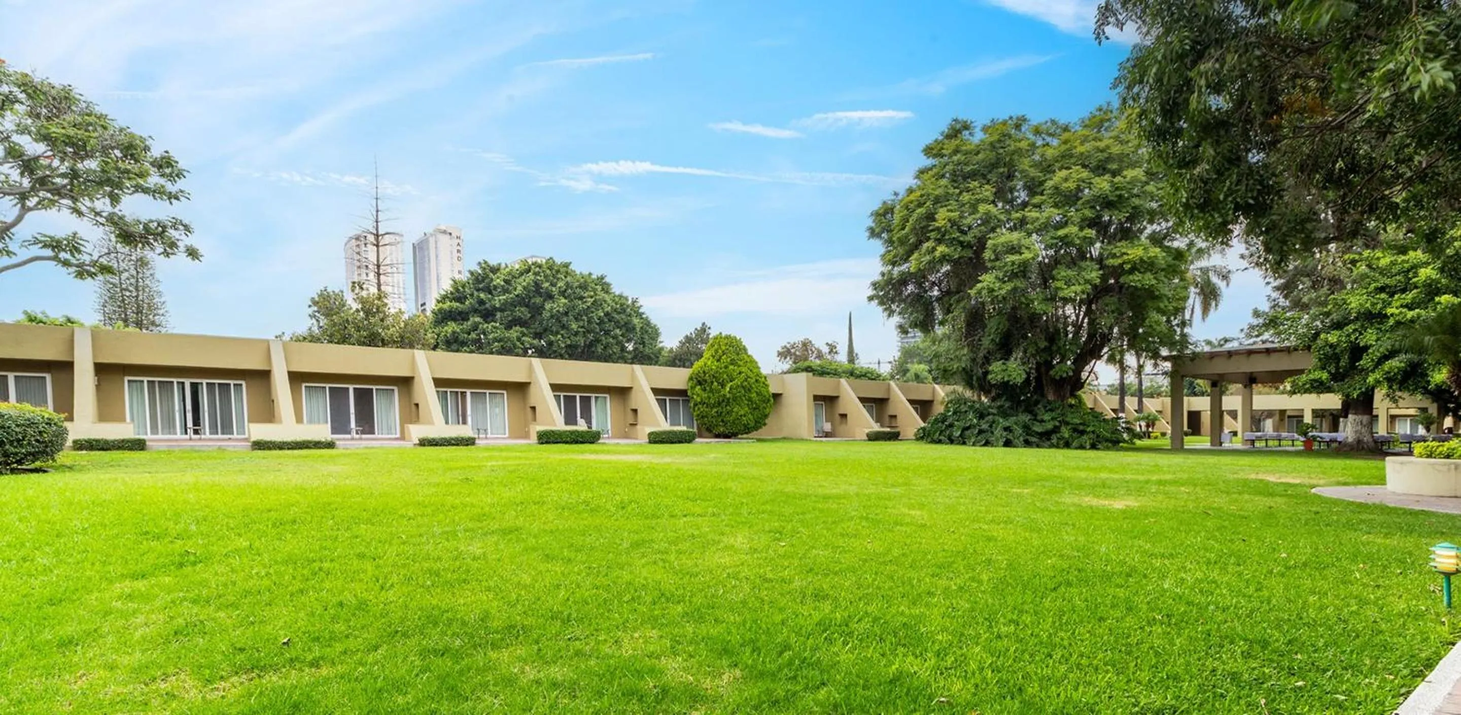 Garden in Camino Real Guadalajara