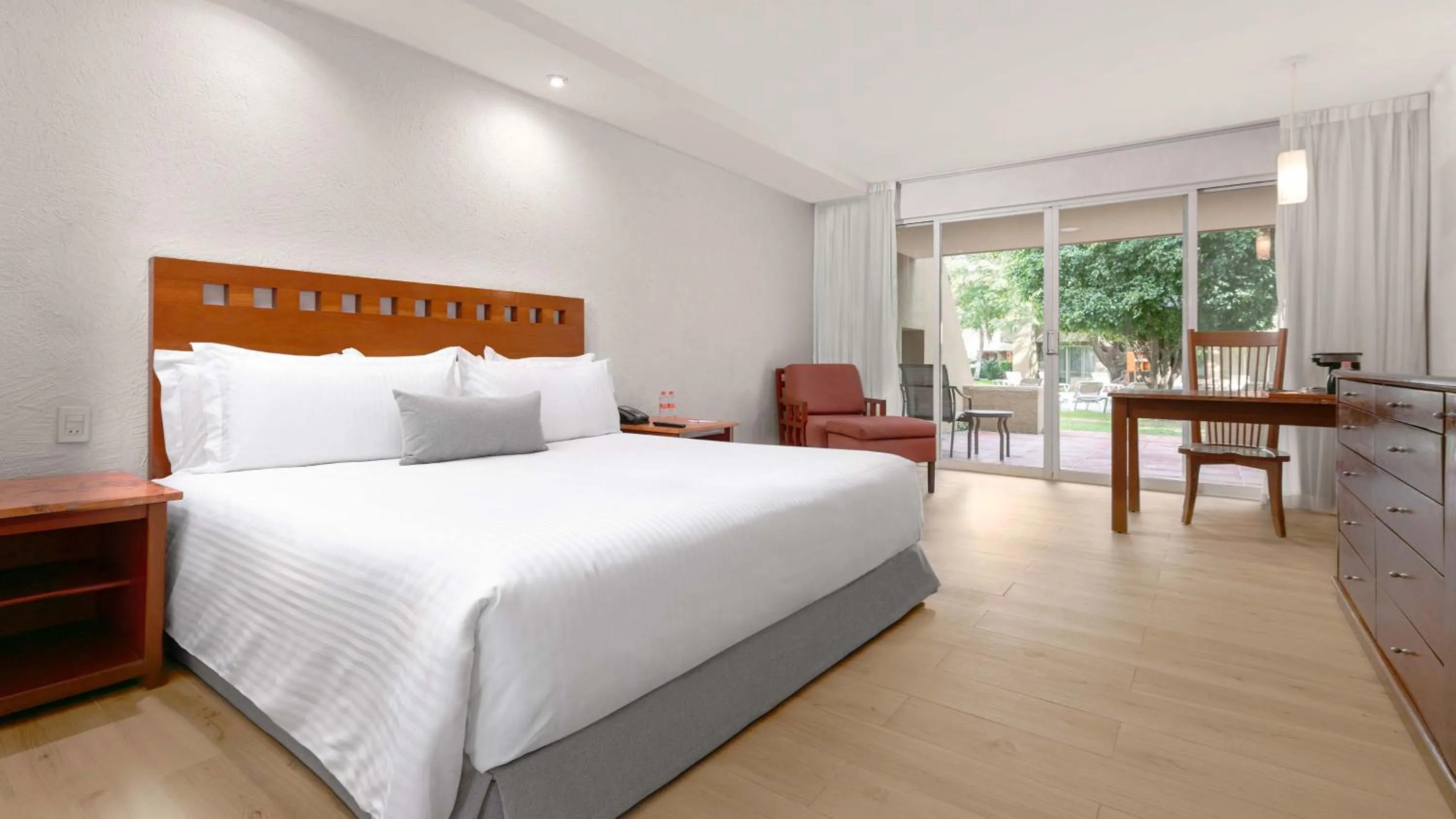 Bedroom, Bed in Camino Real Guadalajara