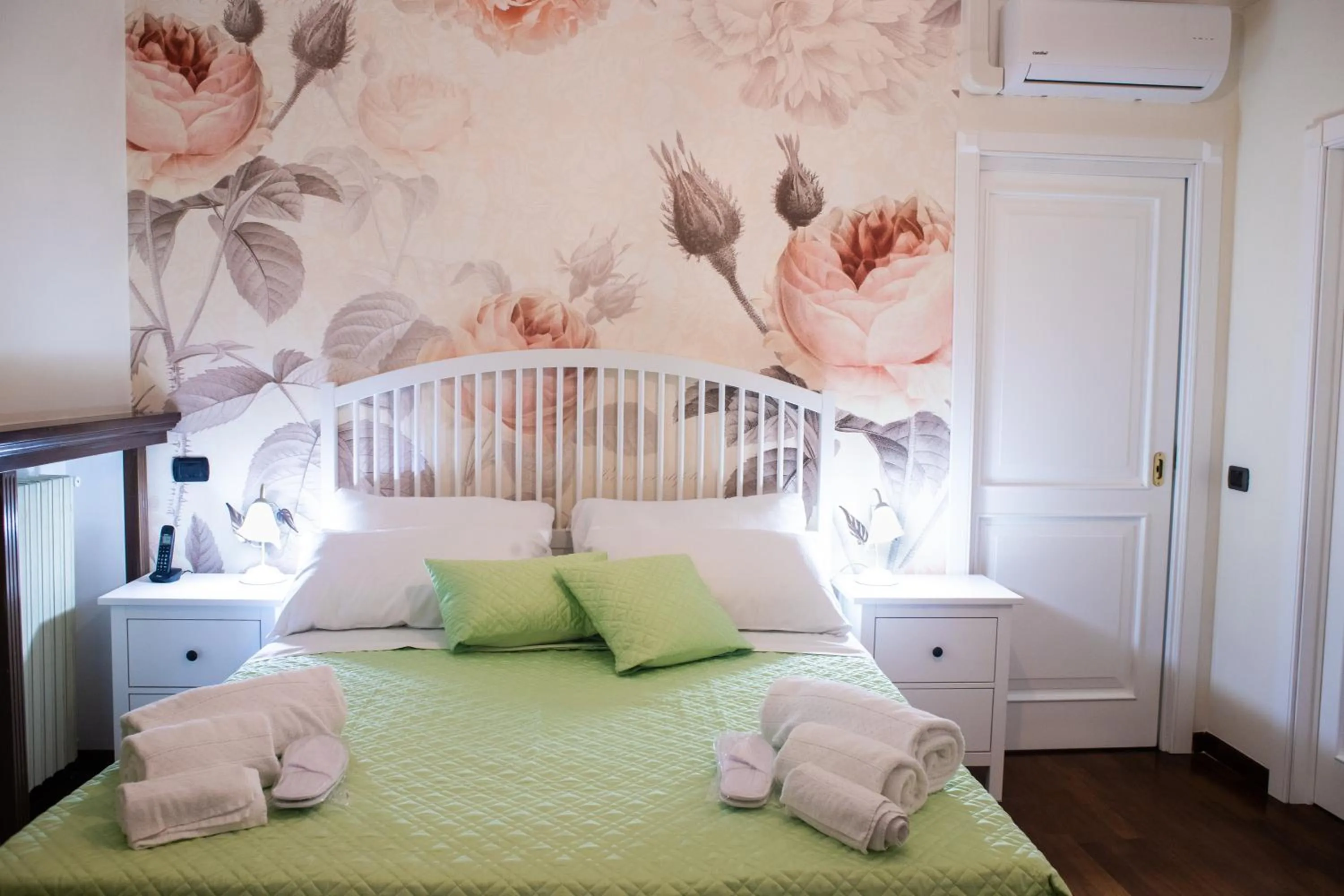 Bed in Bed Boutique Napoli Colors