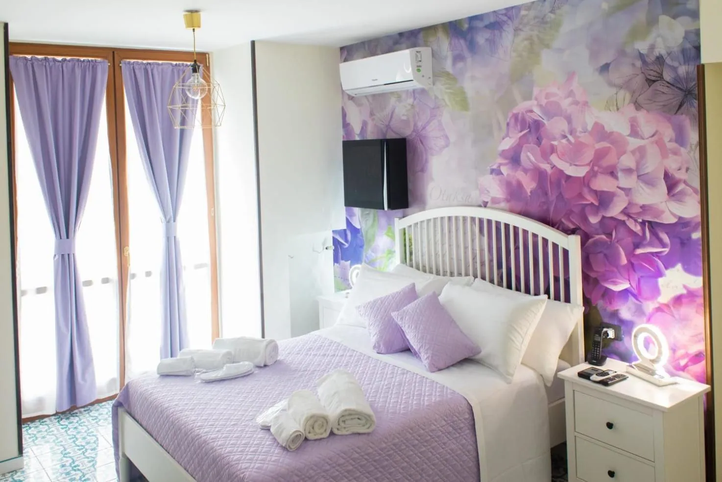 Bed in Bed Boutique Napoli Colors