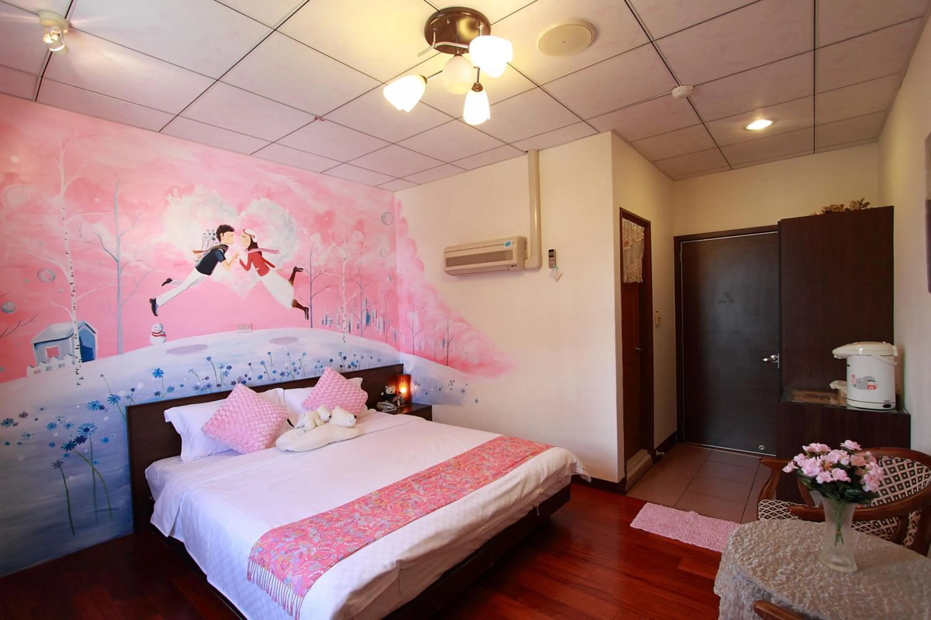 Photo of the whole room, Bed in Love in Hualien B&B