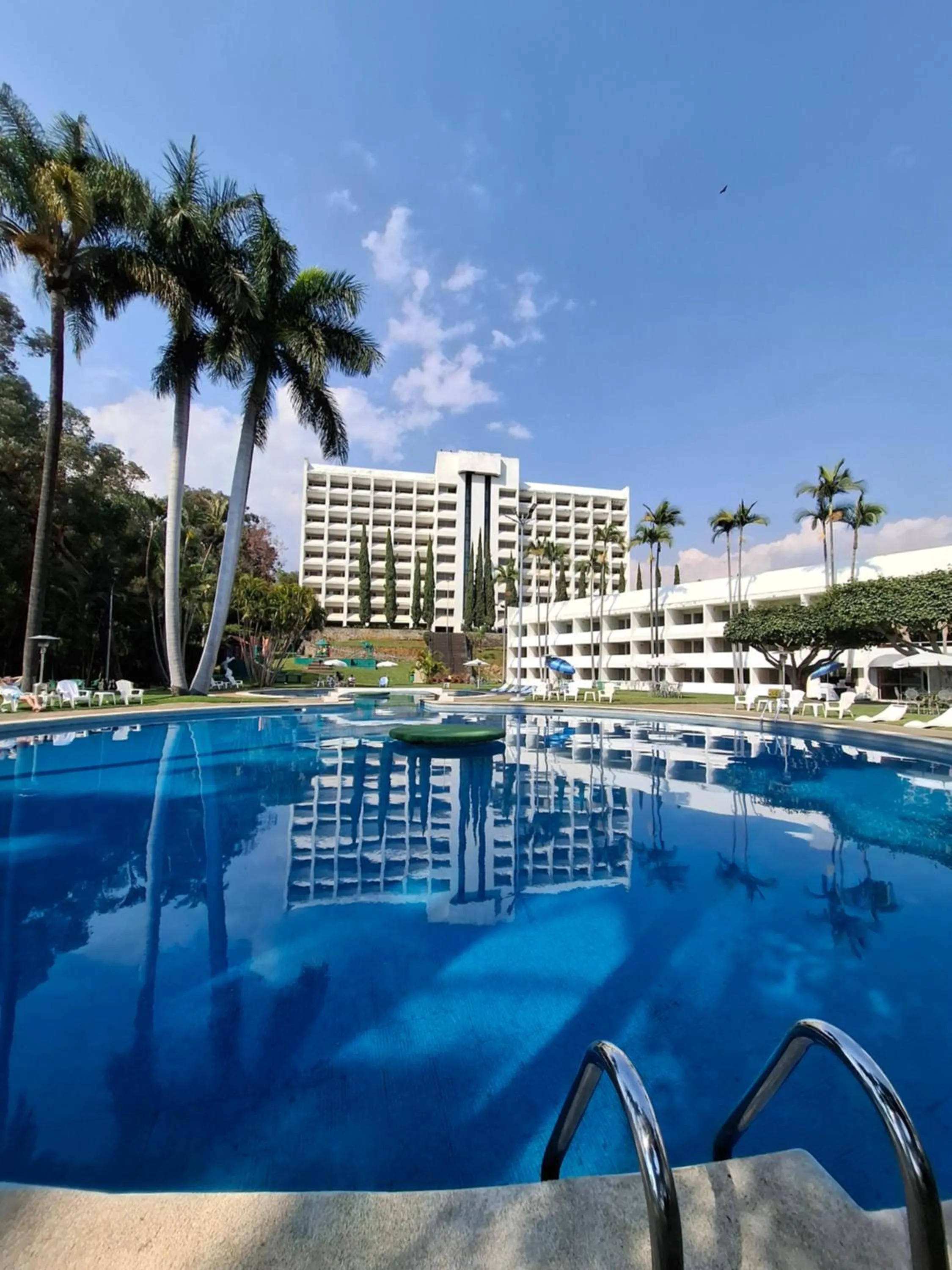 Swimming pool in Hotel Aristos Cuernavaca