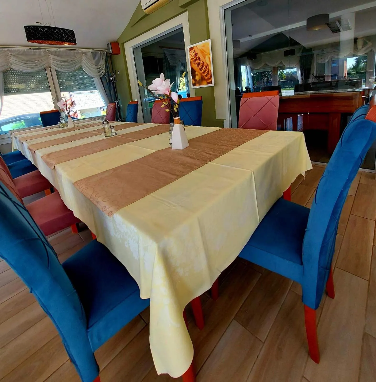 Restaurant/places to eat in Hotel Villa Valpovo