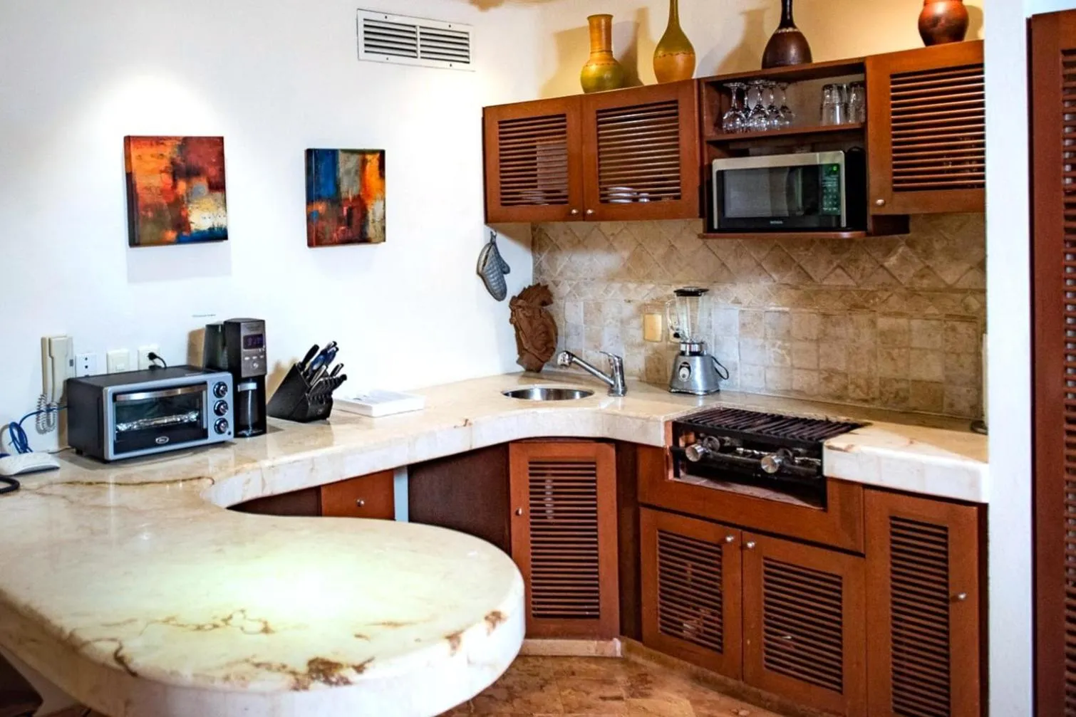 Coffee/tea facilities in Villas Sacbe Condo Hotel and Beach Club