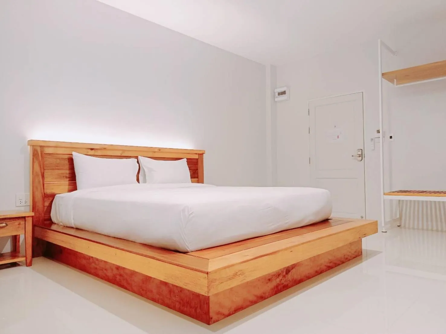 Bedroom, Bed in Greenish Ranong Hotel