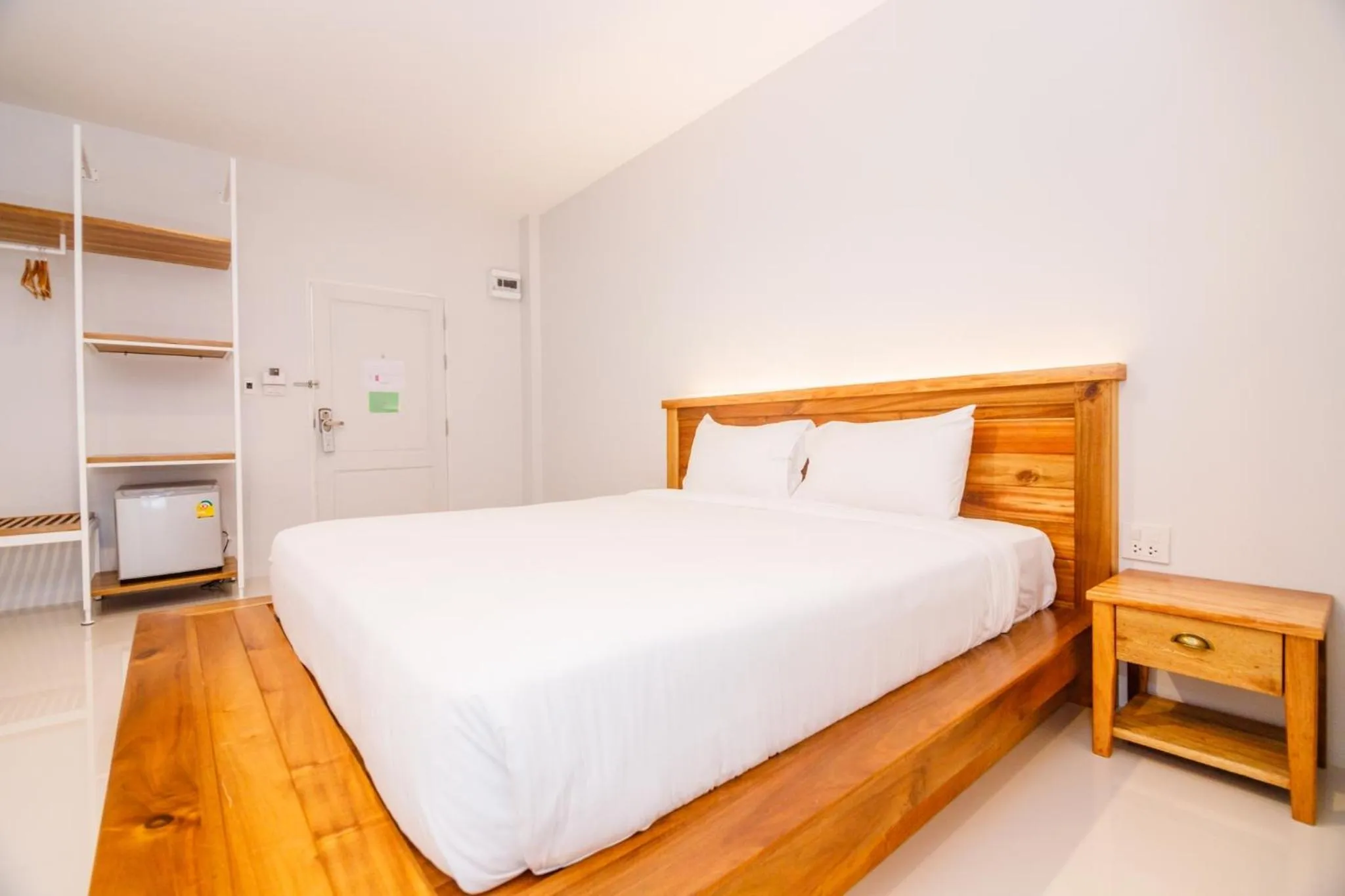 Photo of the whole room, Bed in Greenish Ranong Hotel