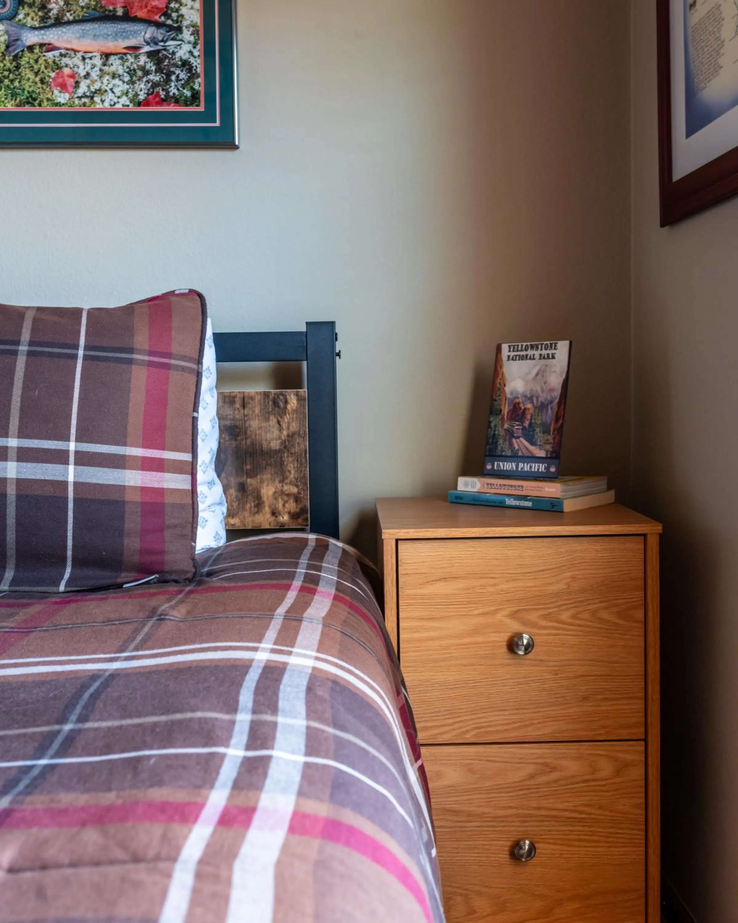 Bed in Mountain View Home on 2 Acres