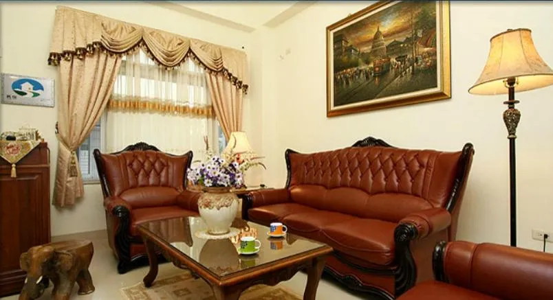 Communal lounge/ TV room in Hope & Sea Homestay