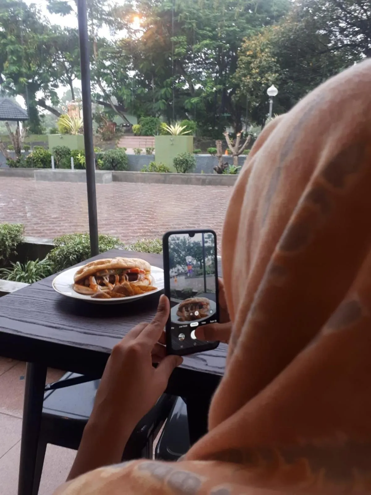 Food and drinks in Plum Hotel Lading Banda Aceh