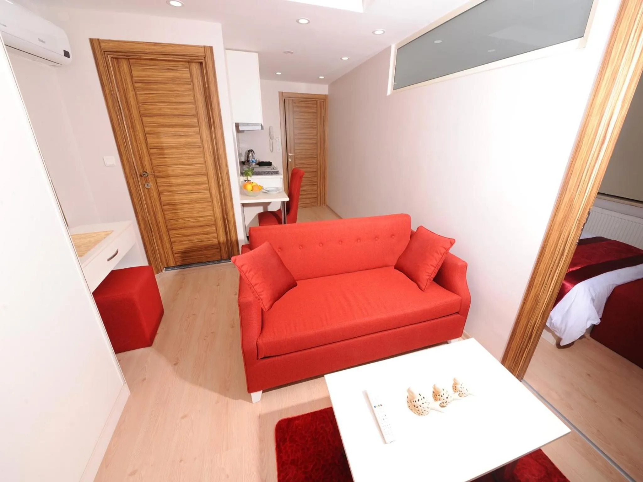 Shower in Gazel Suites Downtown