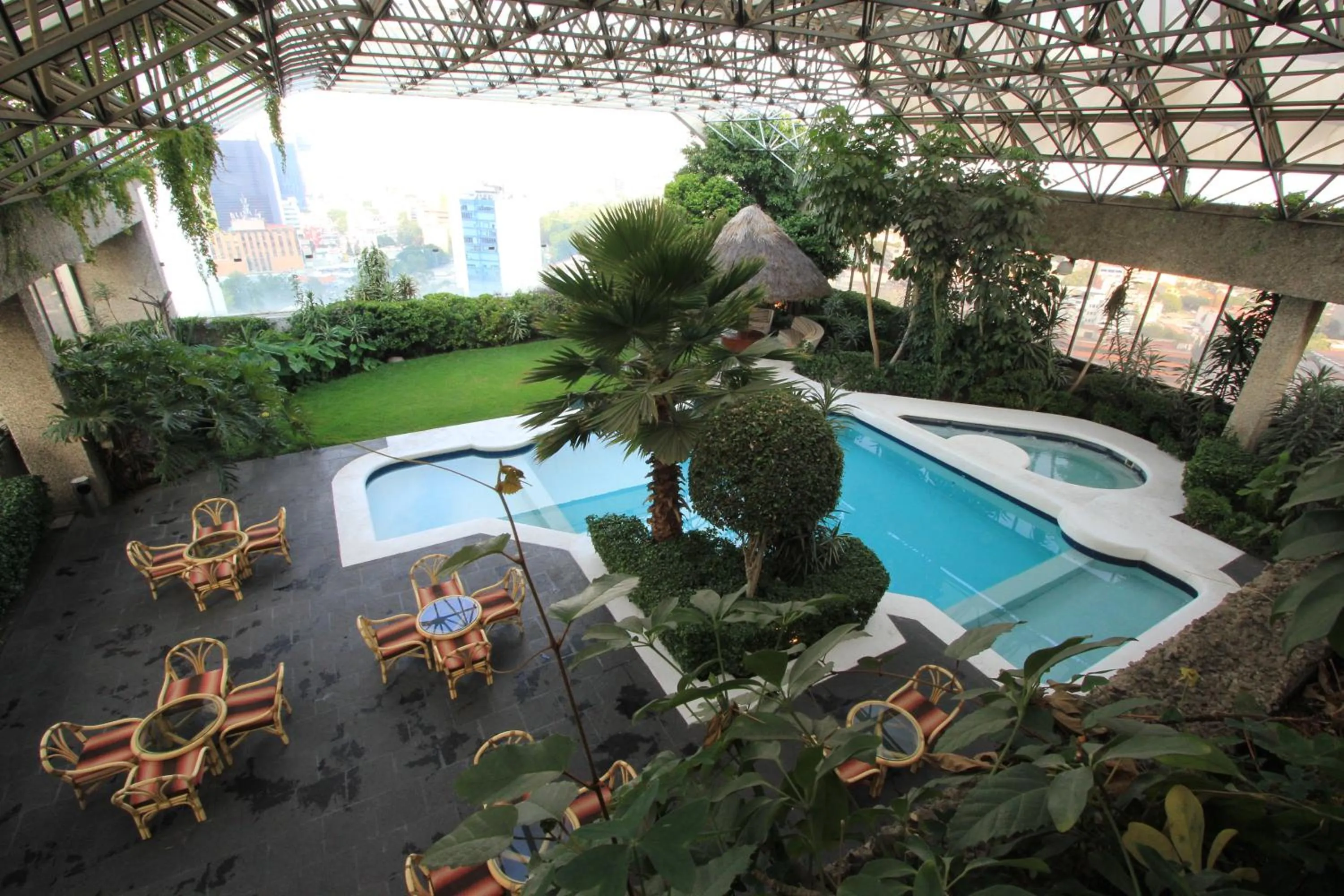 Day in Sevilla Palace