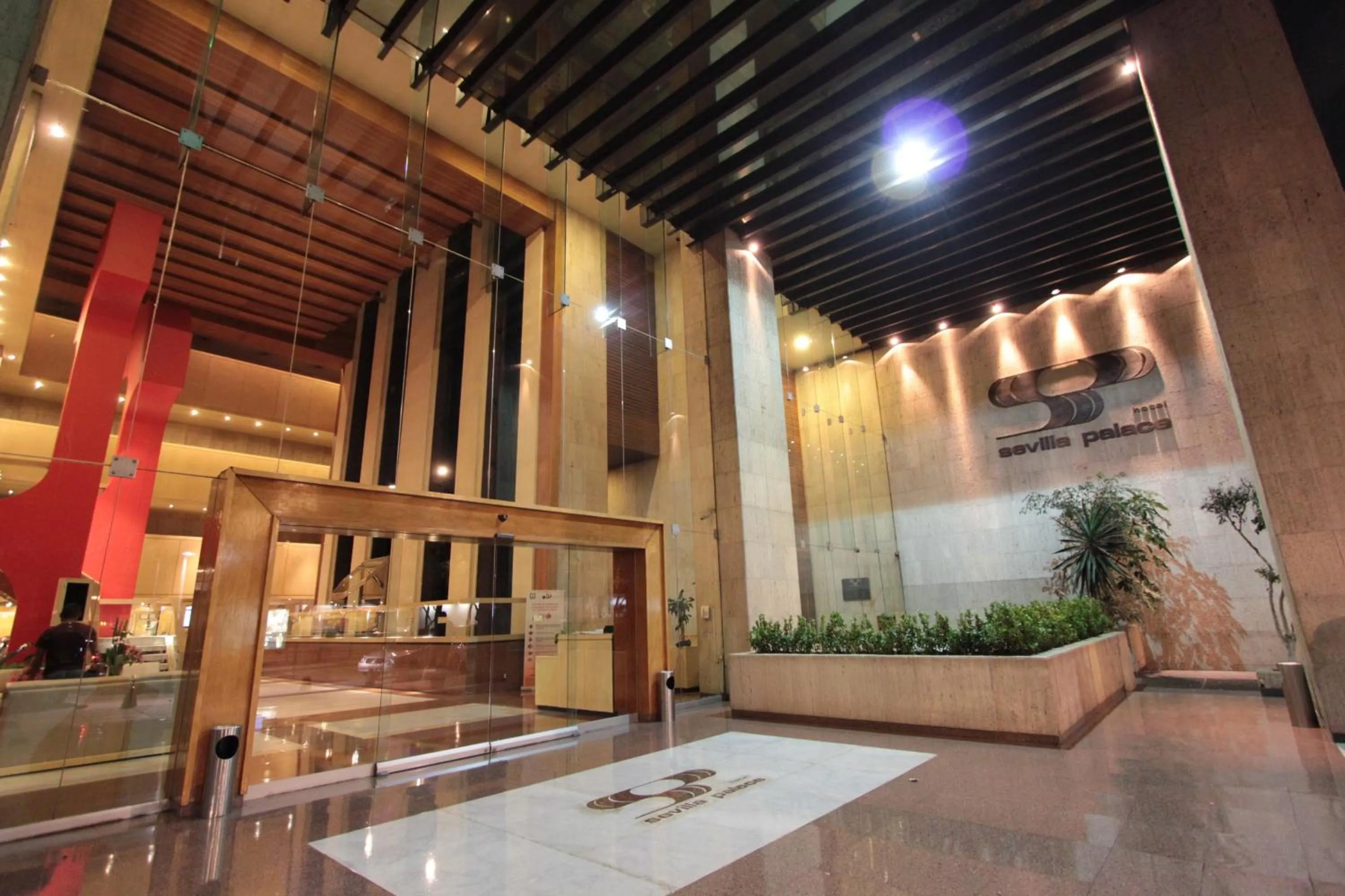 Facade/entrance in Sevilla Palace