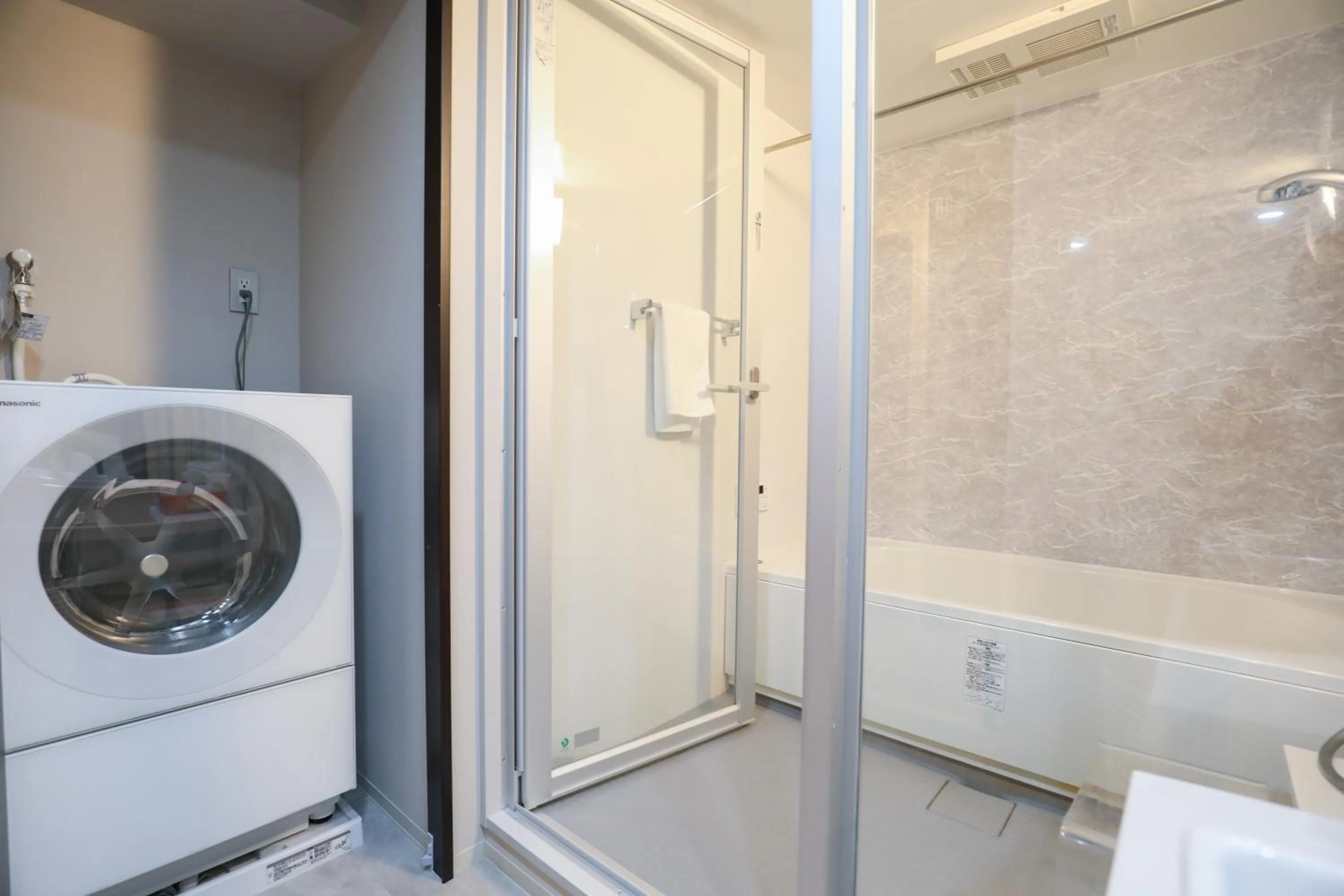 Shower in HOTEL SO SUMIYOSHi ホテルソウ博多住吉